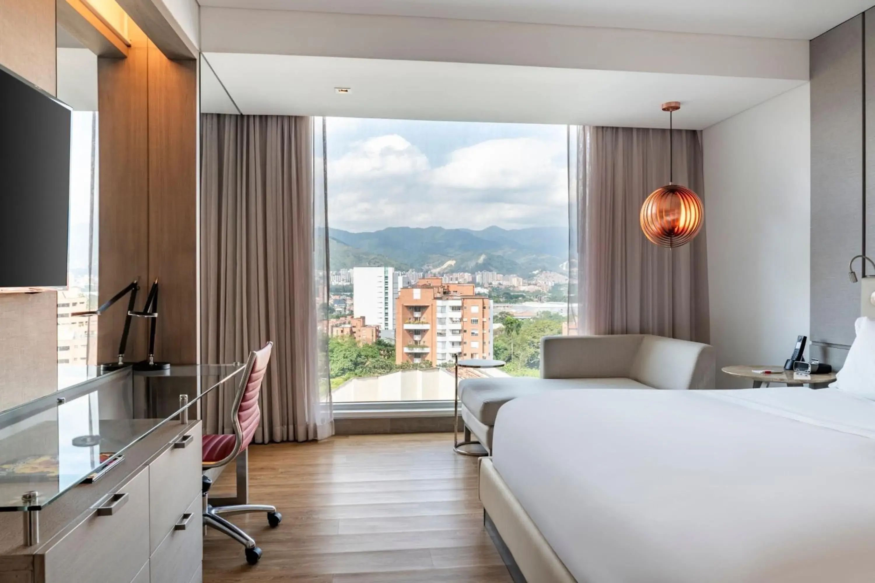 King Room - Concierge Level in Medellin Marriott Hotel King Room - Concierge Level in Medellin Marriott Hotel
