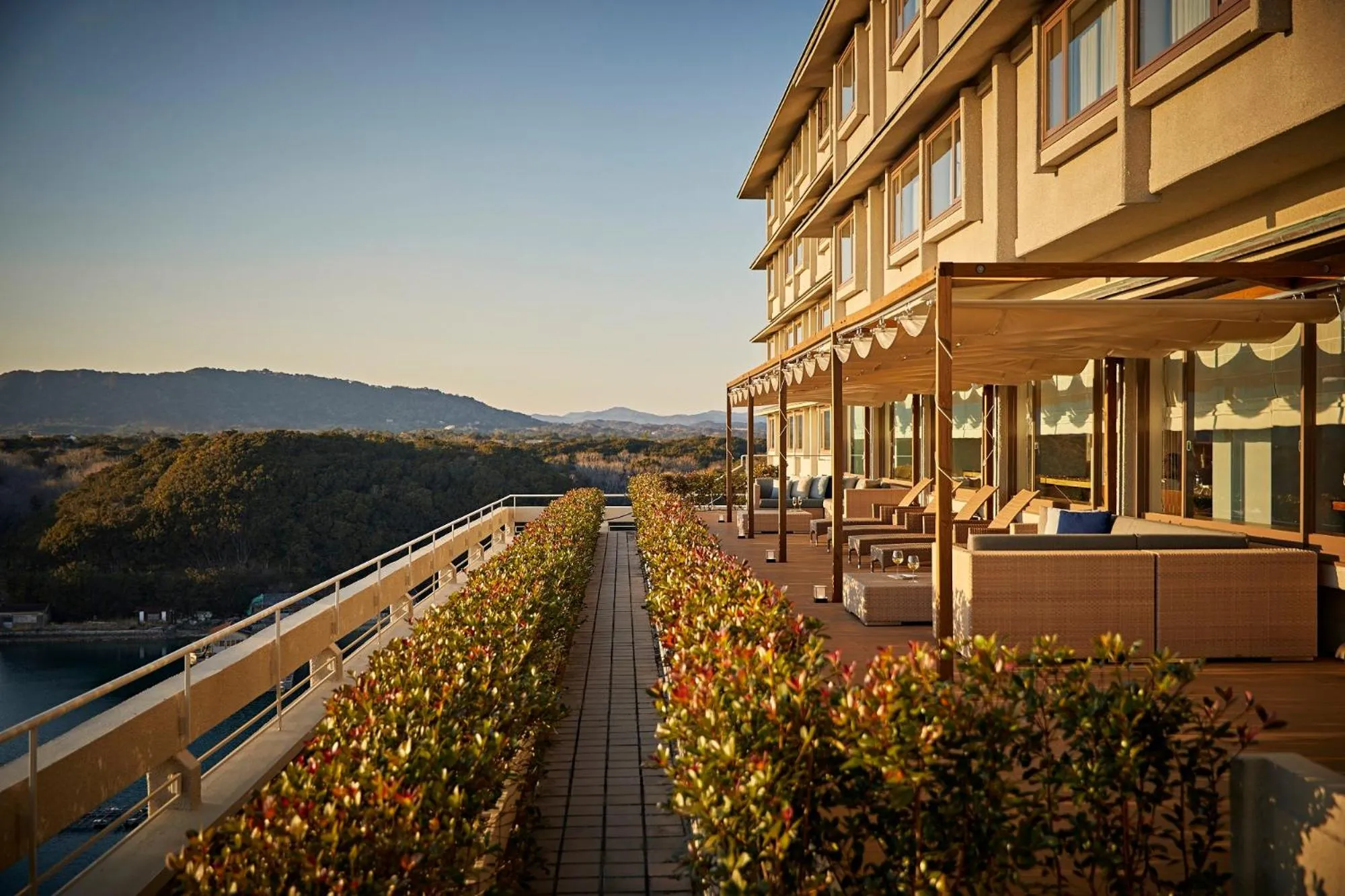Communal lounge/ TV room in Shima Kanko Hotel The Classic