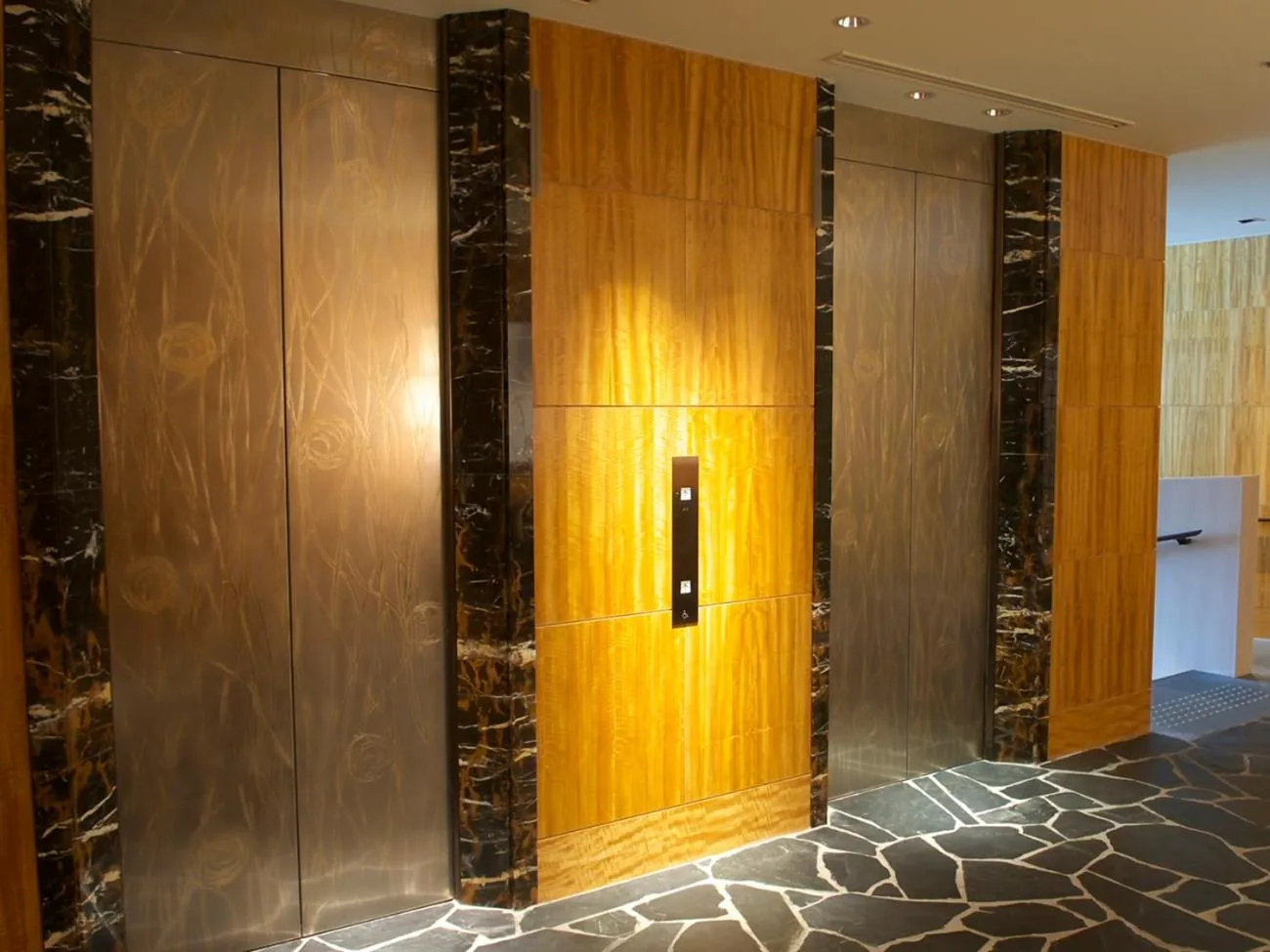 Lobby or reception in Shima Kanko Hotel The Bay Suites