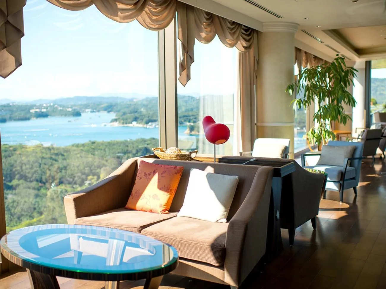 Lounge or bar in Shima Kanko Hotel The Bay Suites