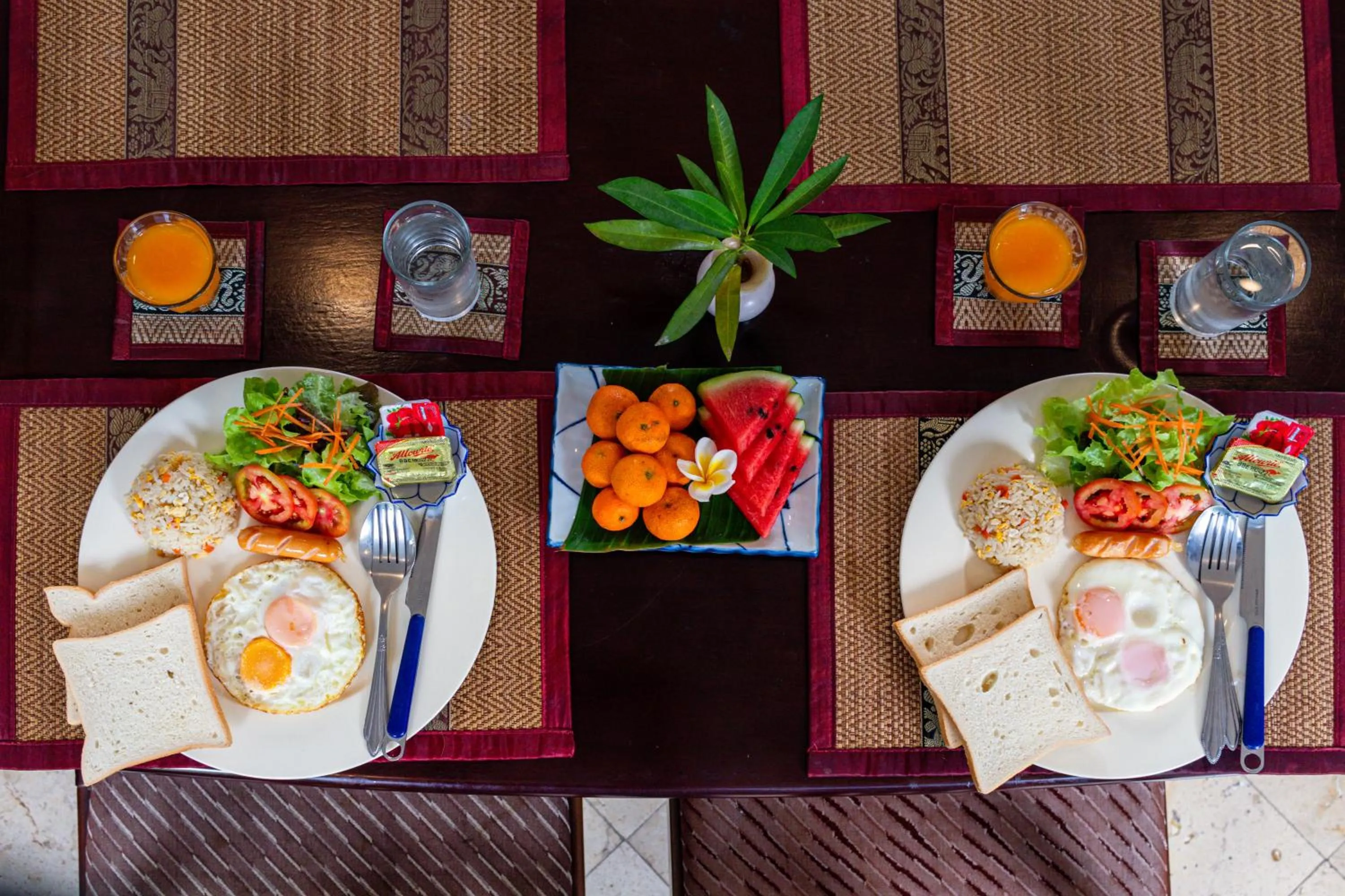 Food and drinks in Gudi Boutique Hotel