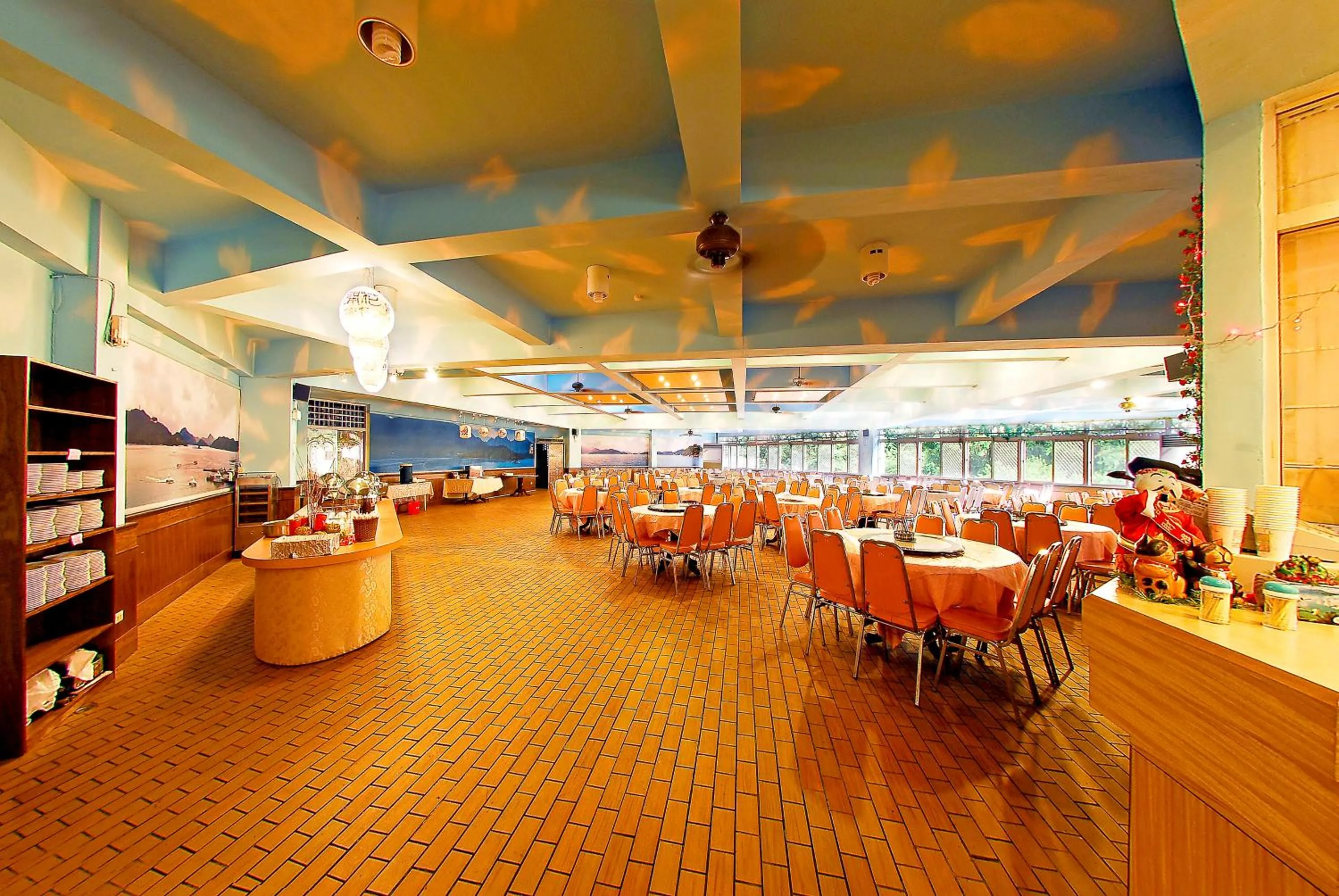 Restaurant/places to eat in Sun Moon Lake Youth Hostel