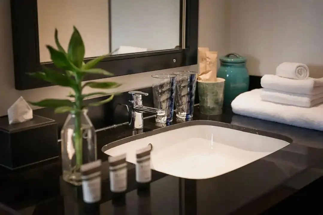 Bed in C Central Hotel- Đề Thám Bùi Viện Walking Street