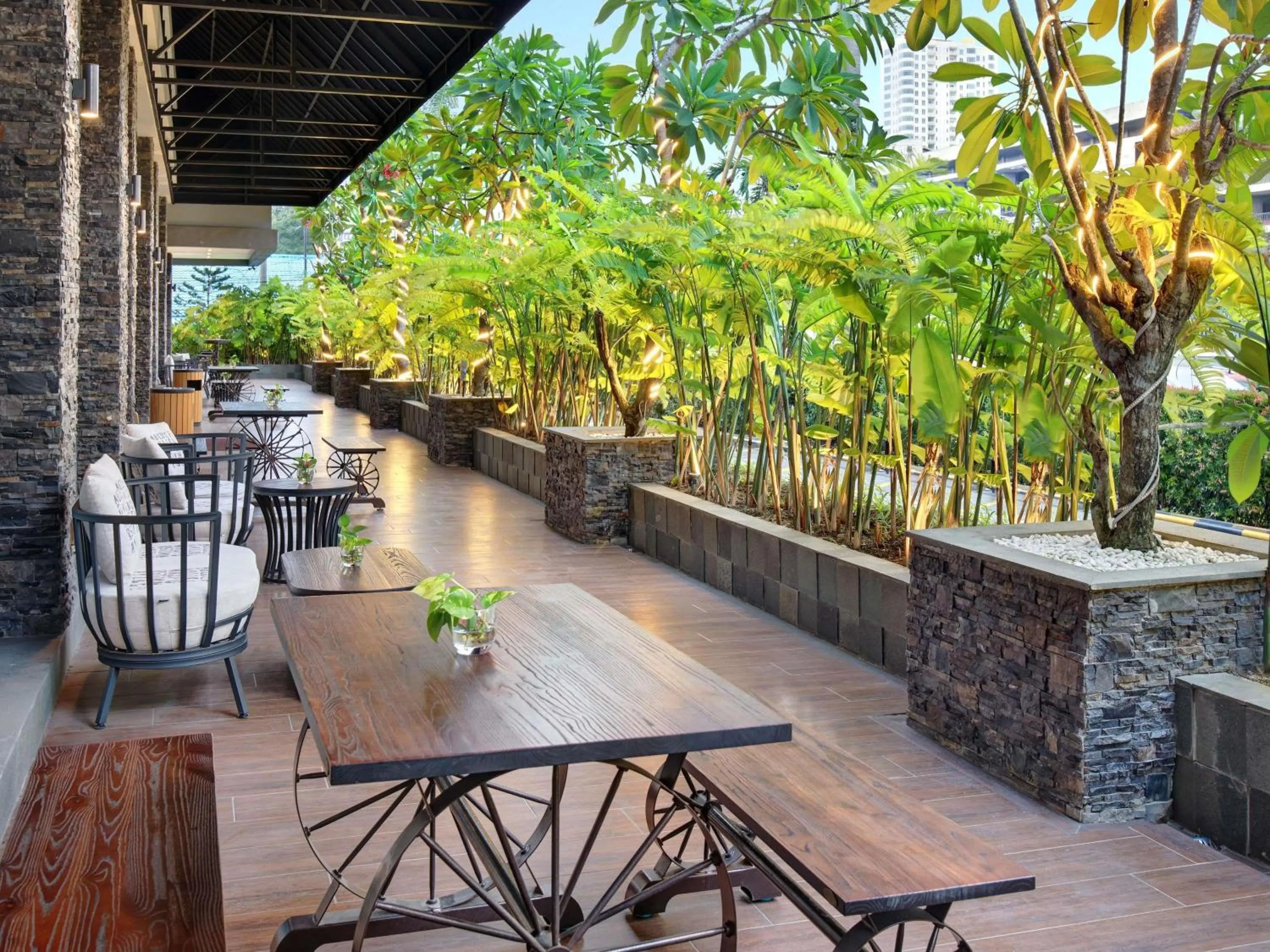 Property building in Grand Mercure Medan Angkasa