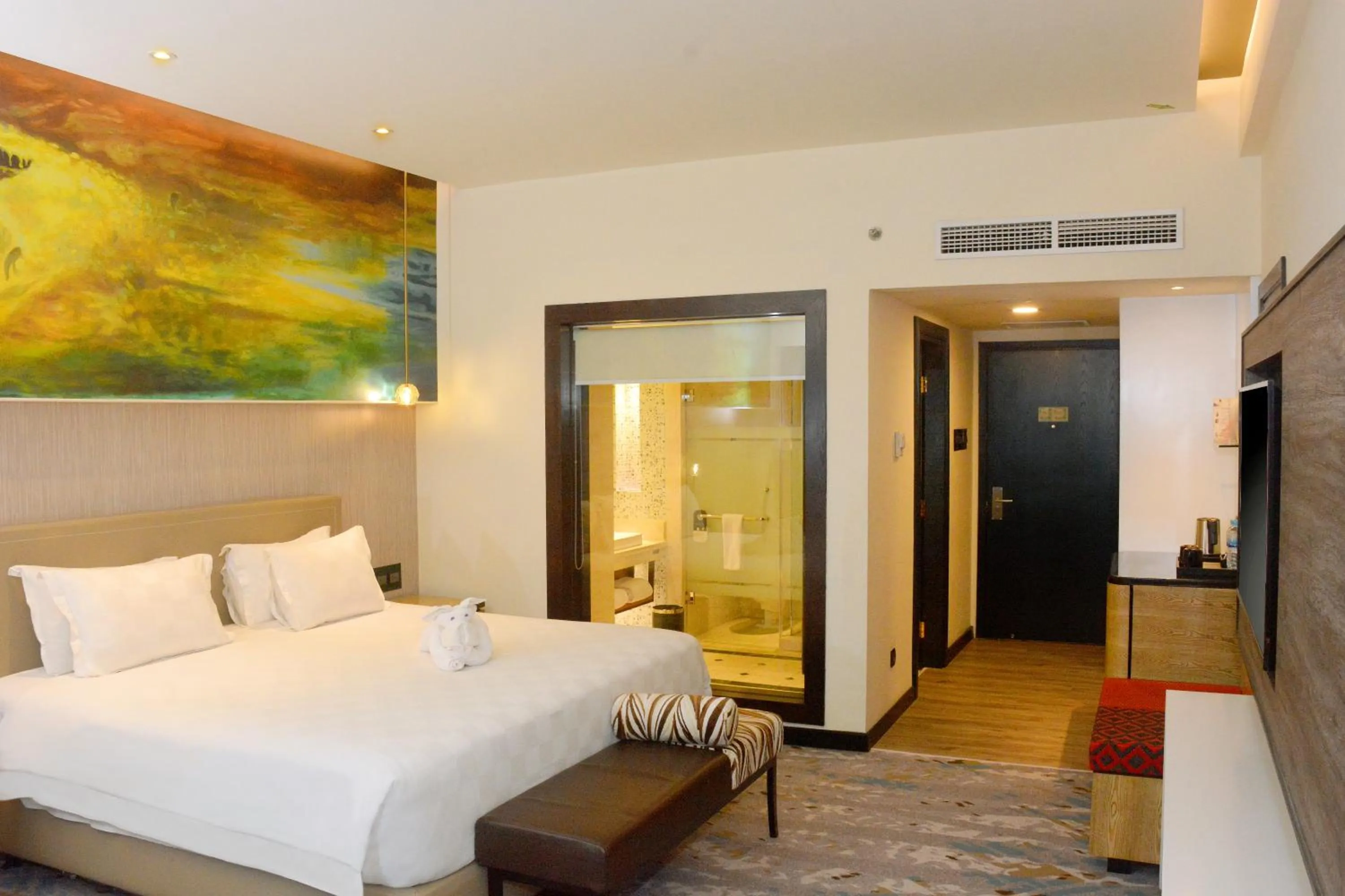 Bed in Grand Mercure Medan Angkasa