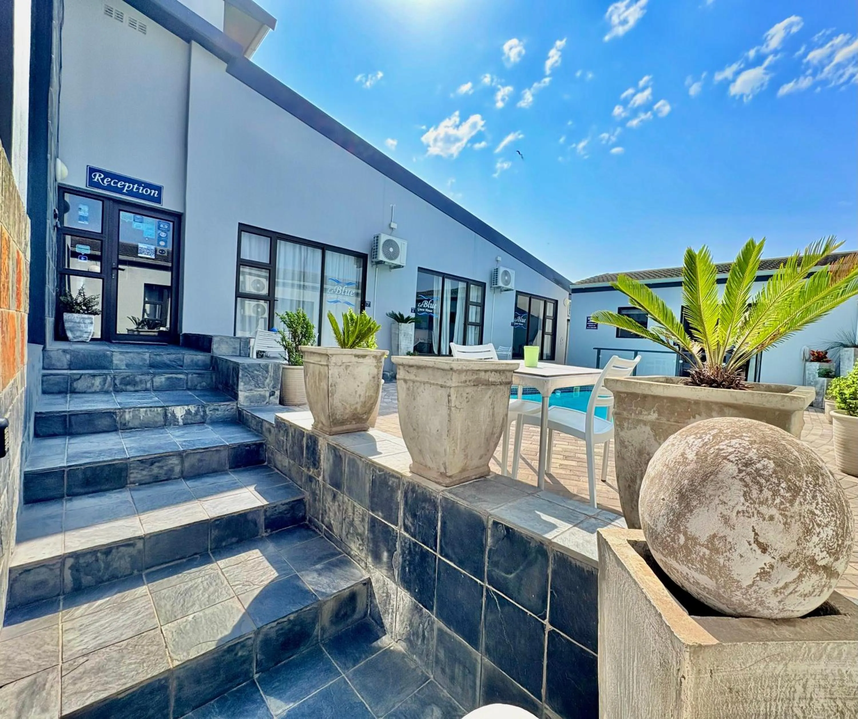 Property building in Le Blue Guesthouse