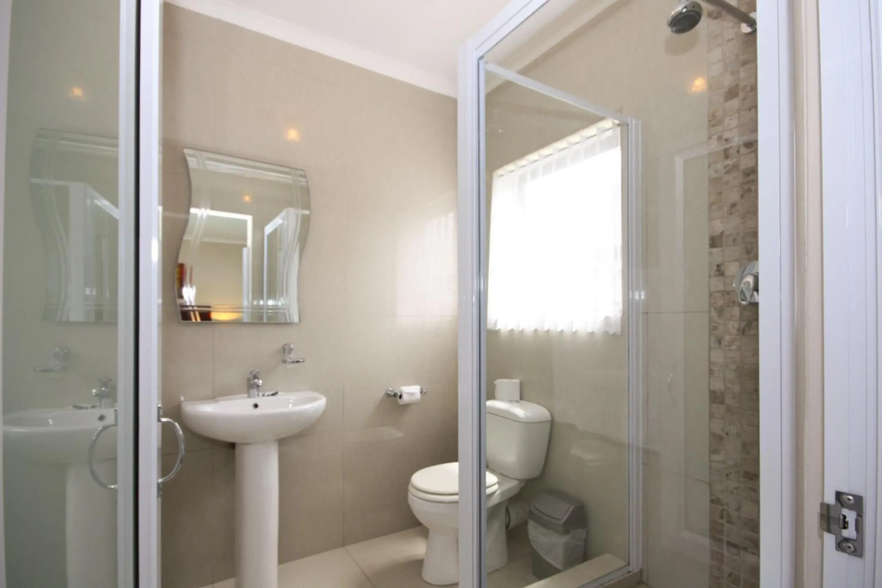 Double Room in Le Blue Guesthouse Double Room in Le Blue Guesthouse