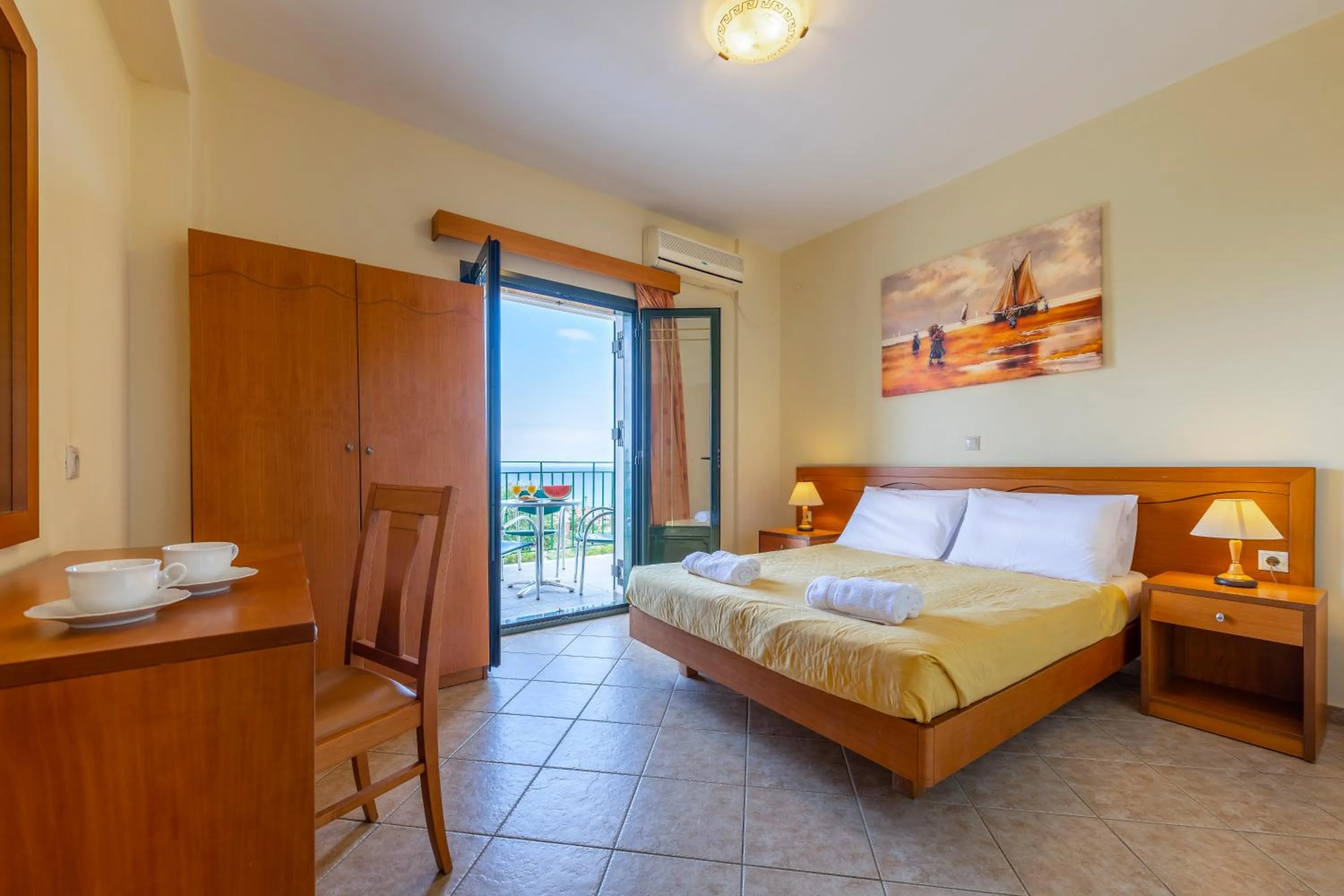 Photo of the whole room, Bed in Summer Sun