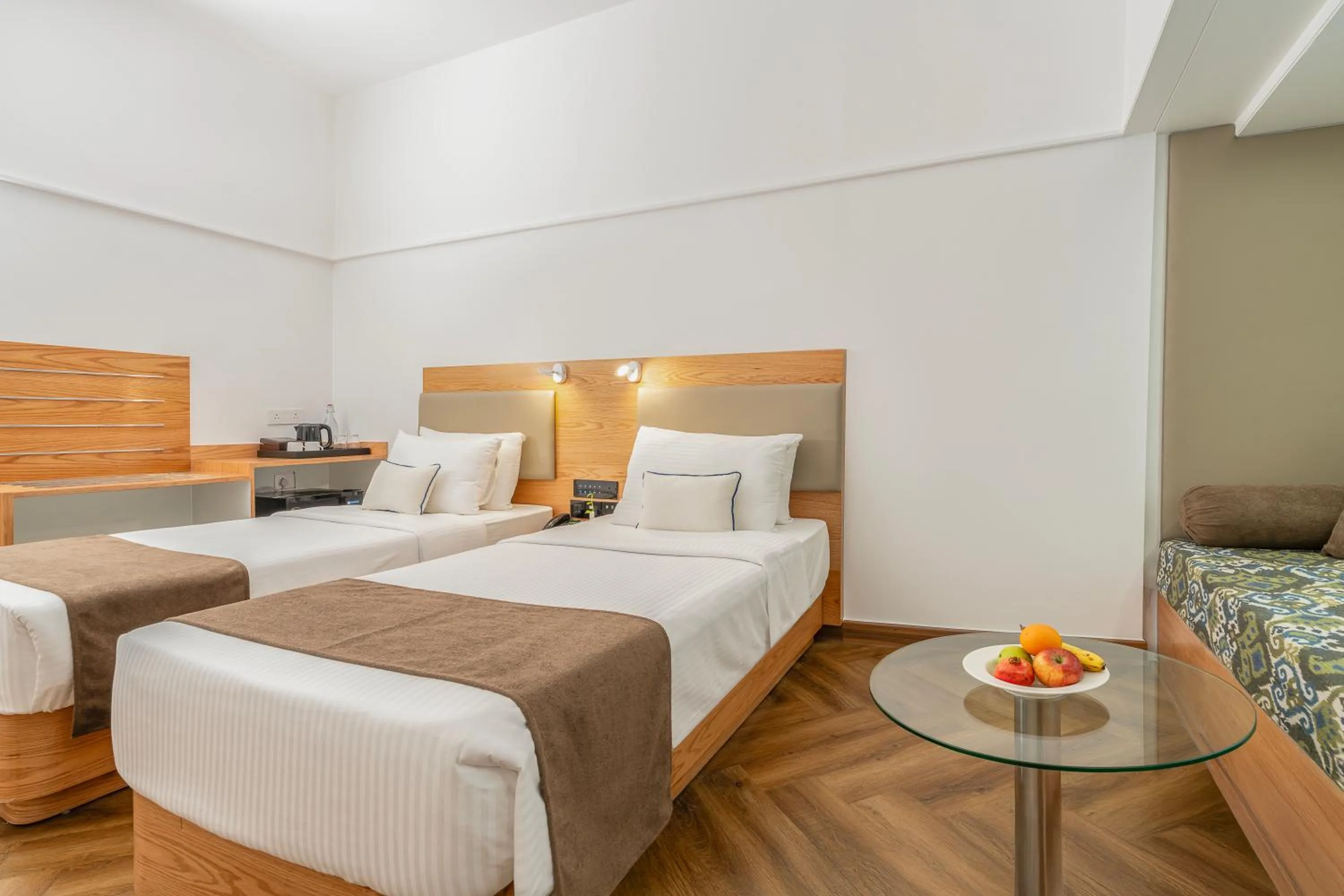 Bed in Hotel Kohinoor Continental, Airport - Newly Renovated