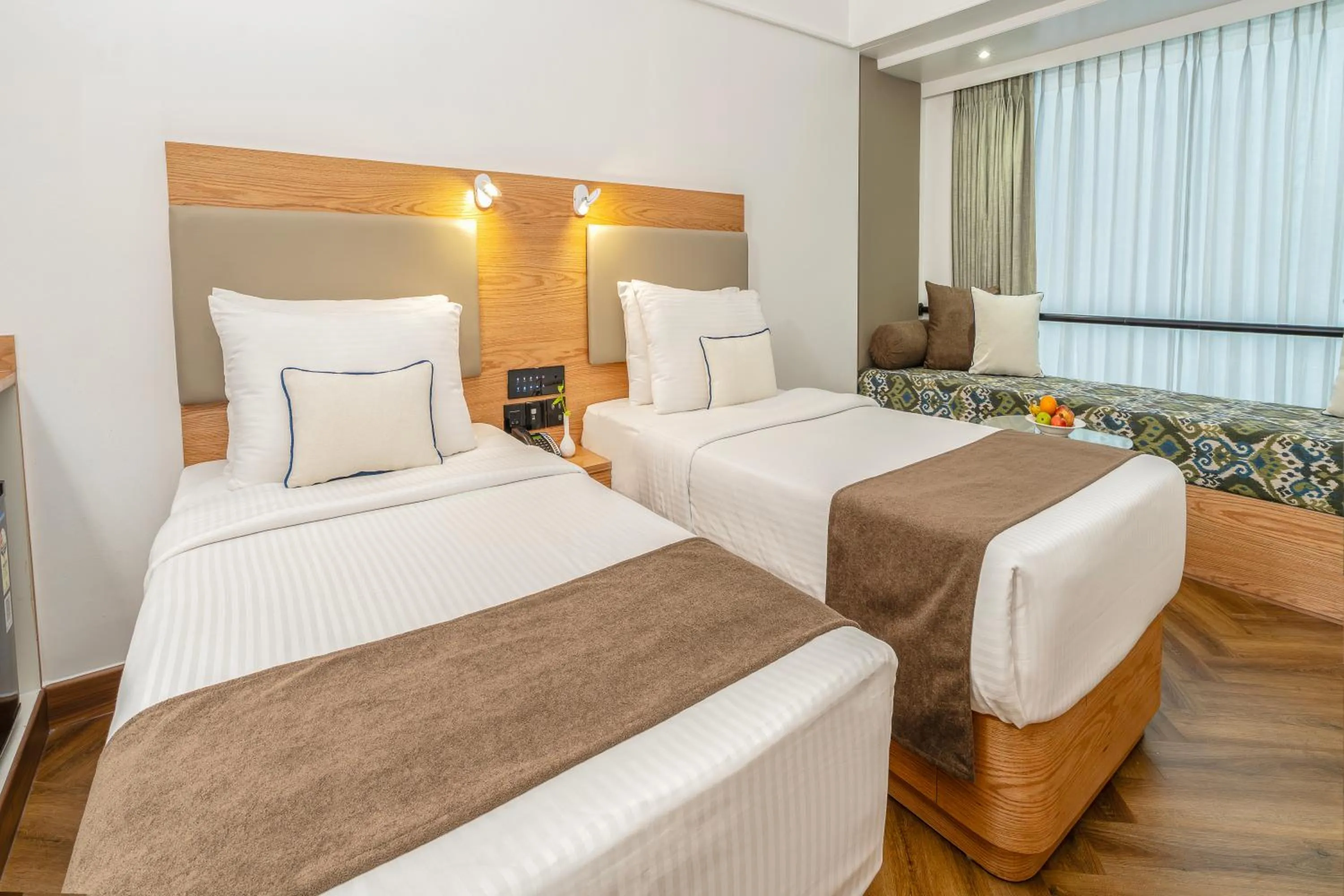 Bed in Hotel Kohinoor Continental, Airport - Newly Renovated