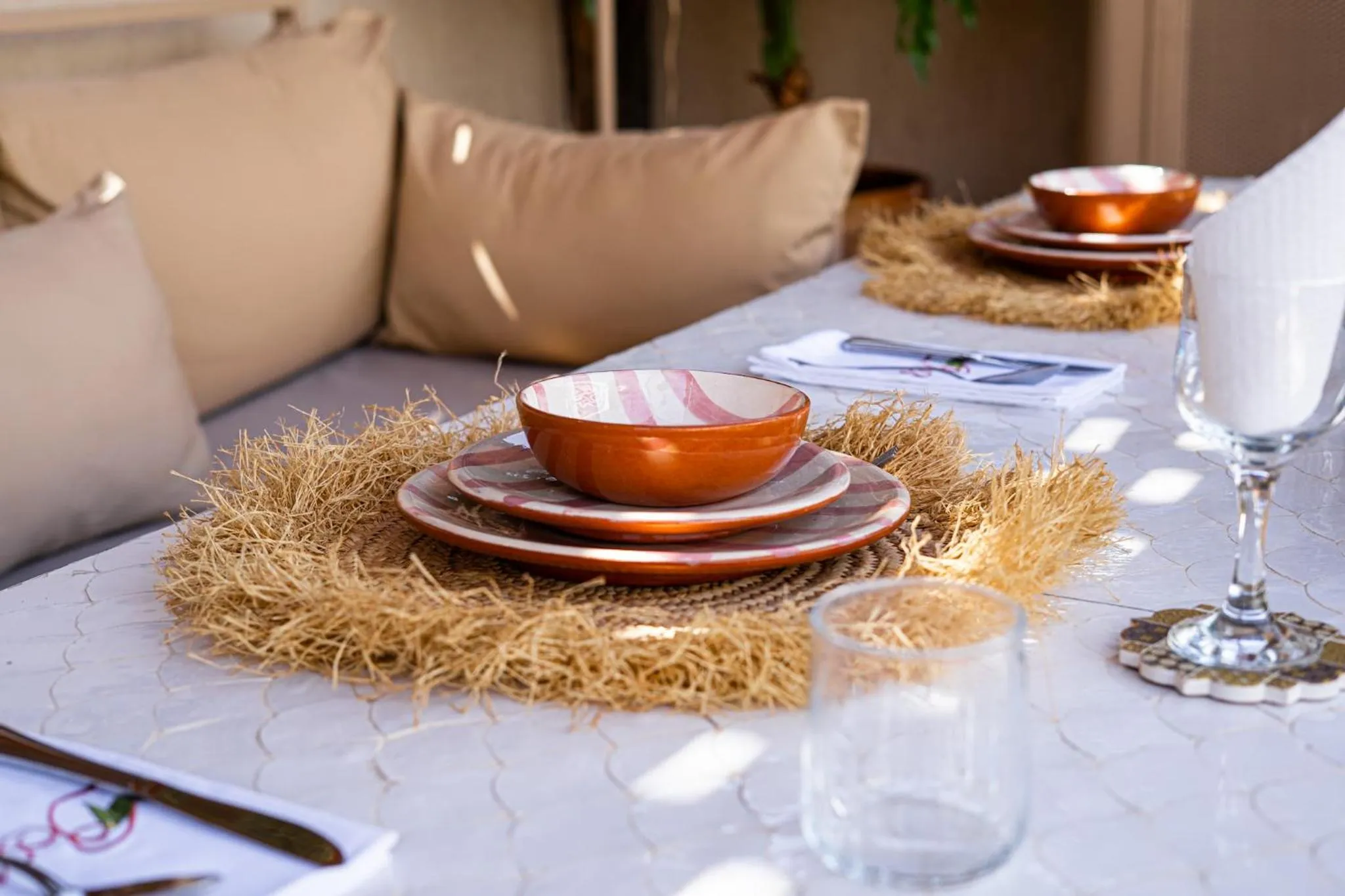 Restaurant/places to eat in Riad Les Orangers D'alilia