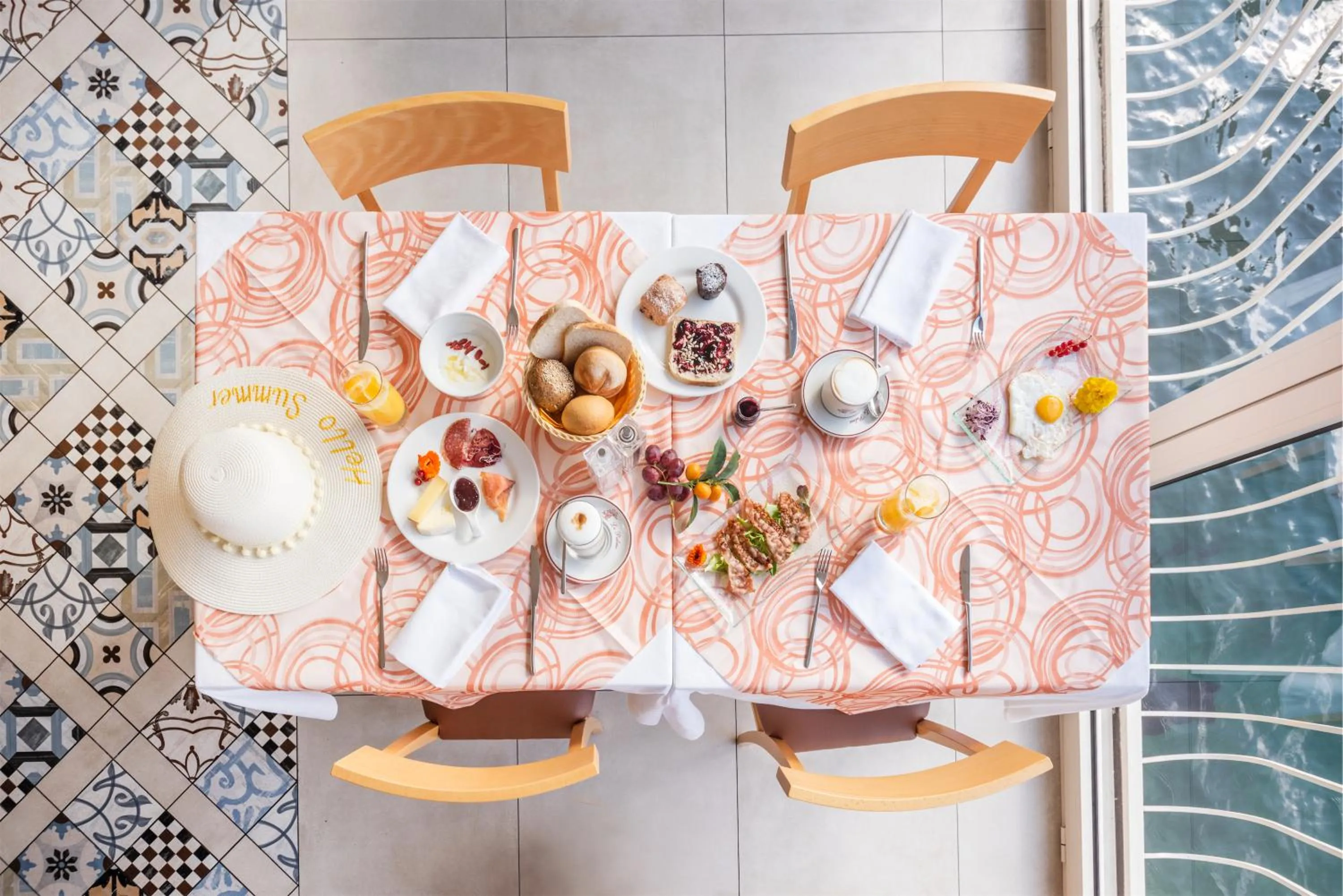 Breakfast in Hotel Le Palme