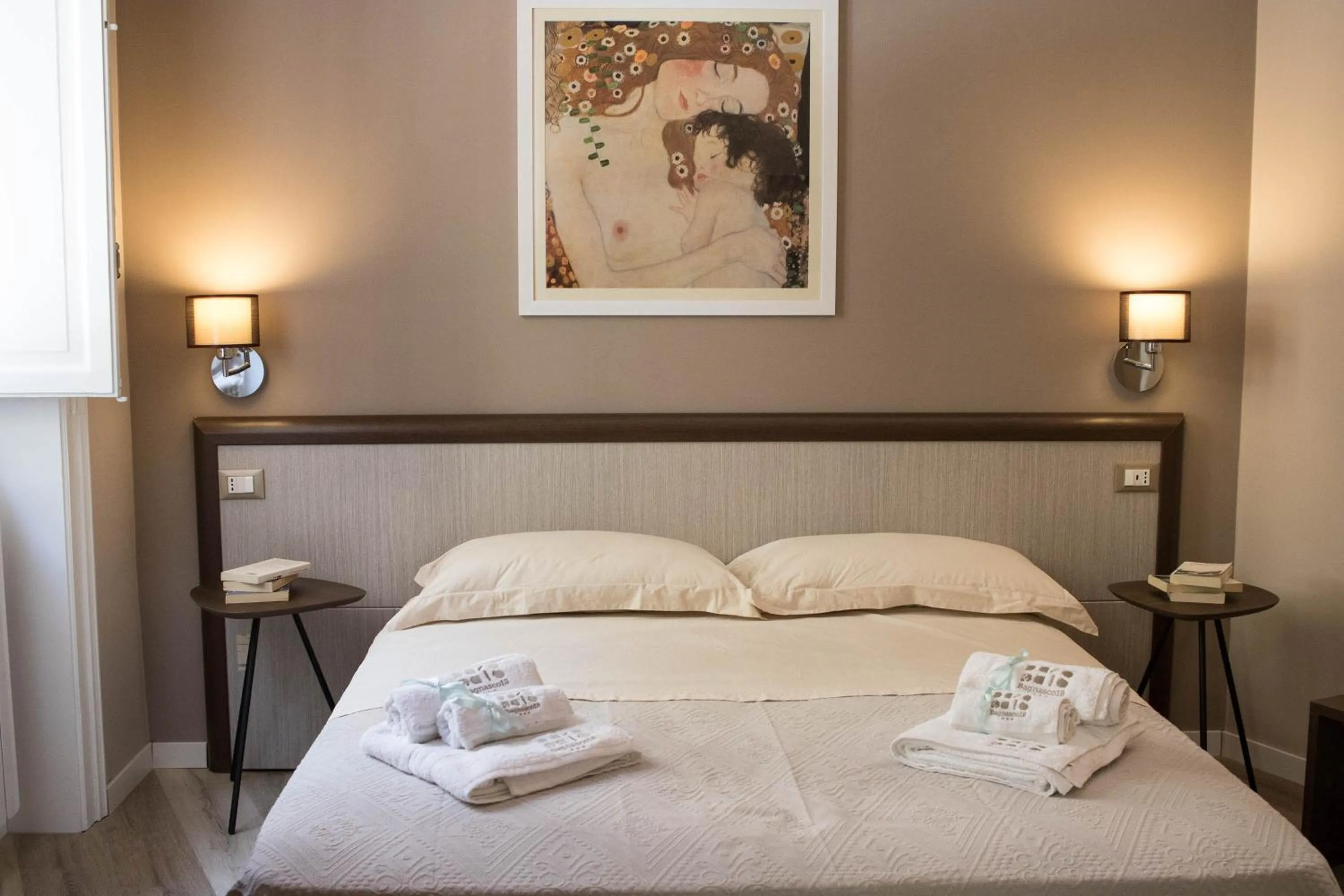 Photo of the whole room, Bed in Bagnasco 18 suite&terrace