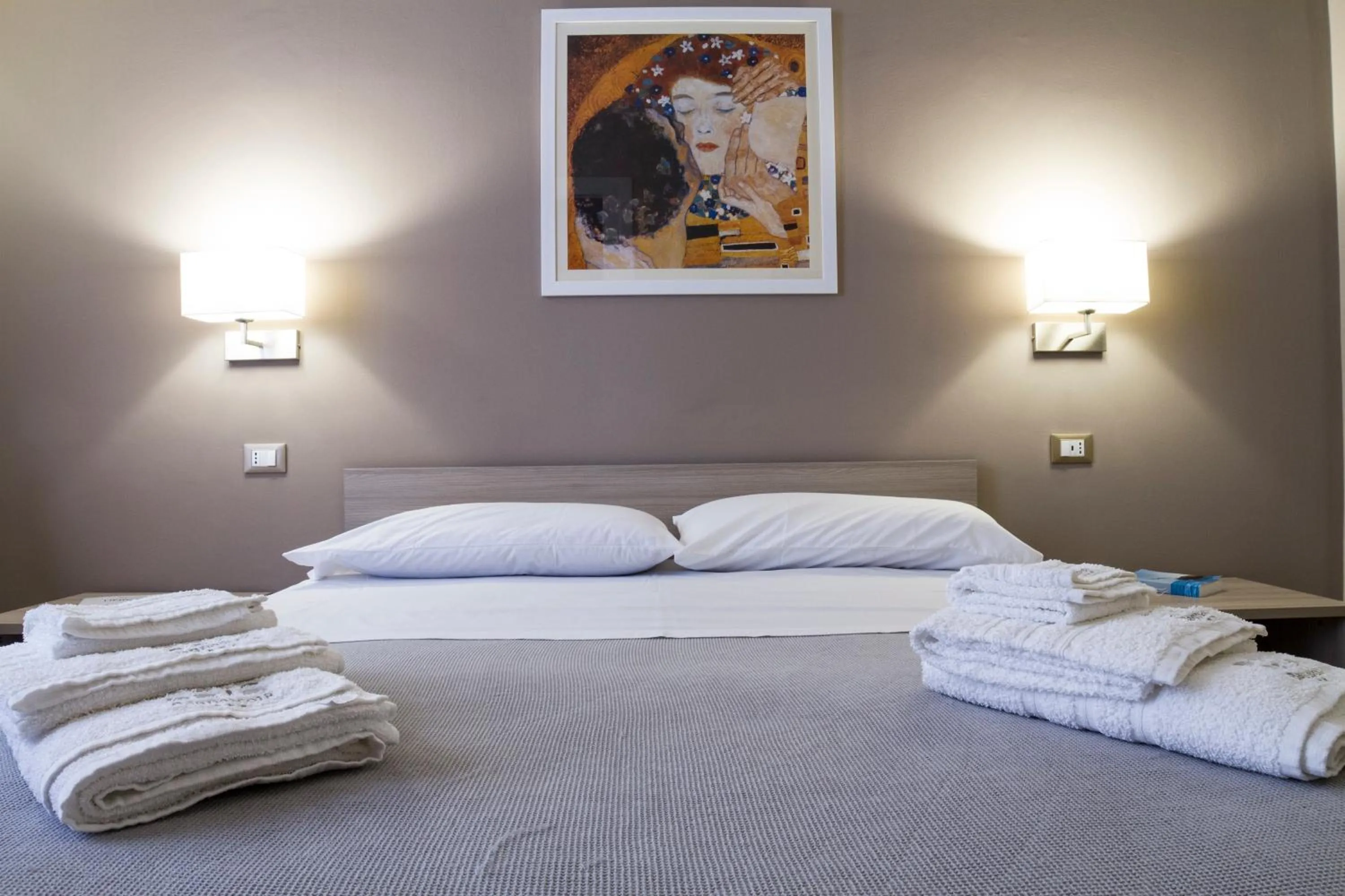 Photo of the whole room, Bed in Bagnasco 18 suite&terrace