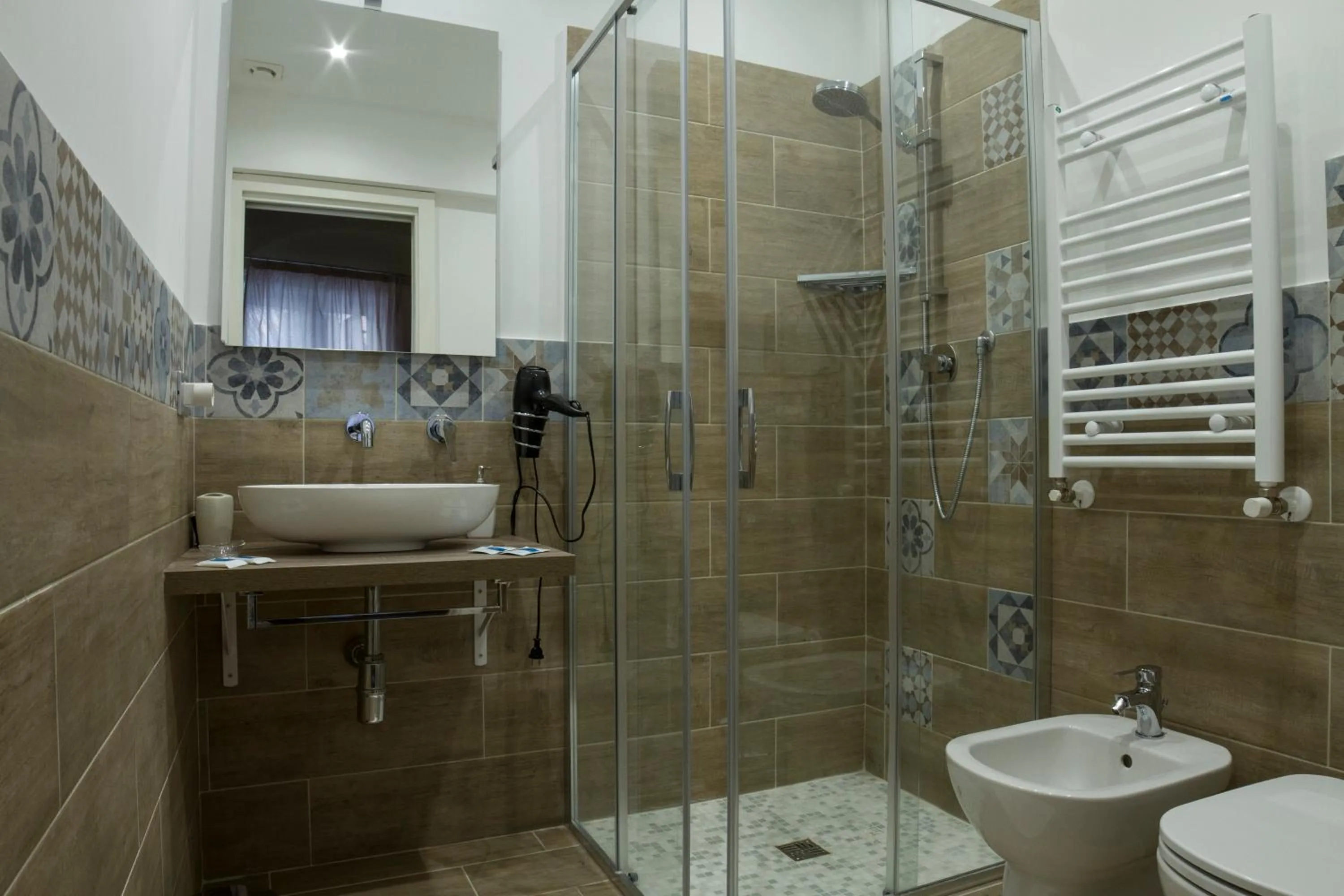 Bathroom in Bagnasco 18 suite&terrace