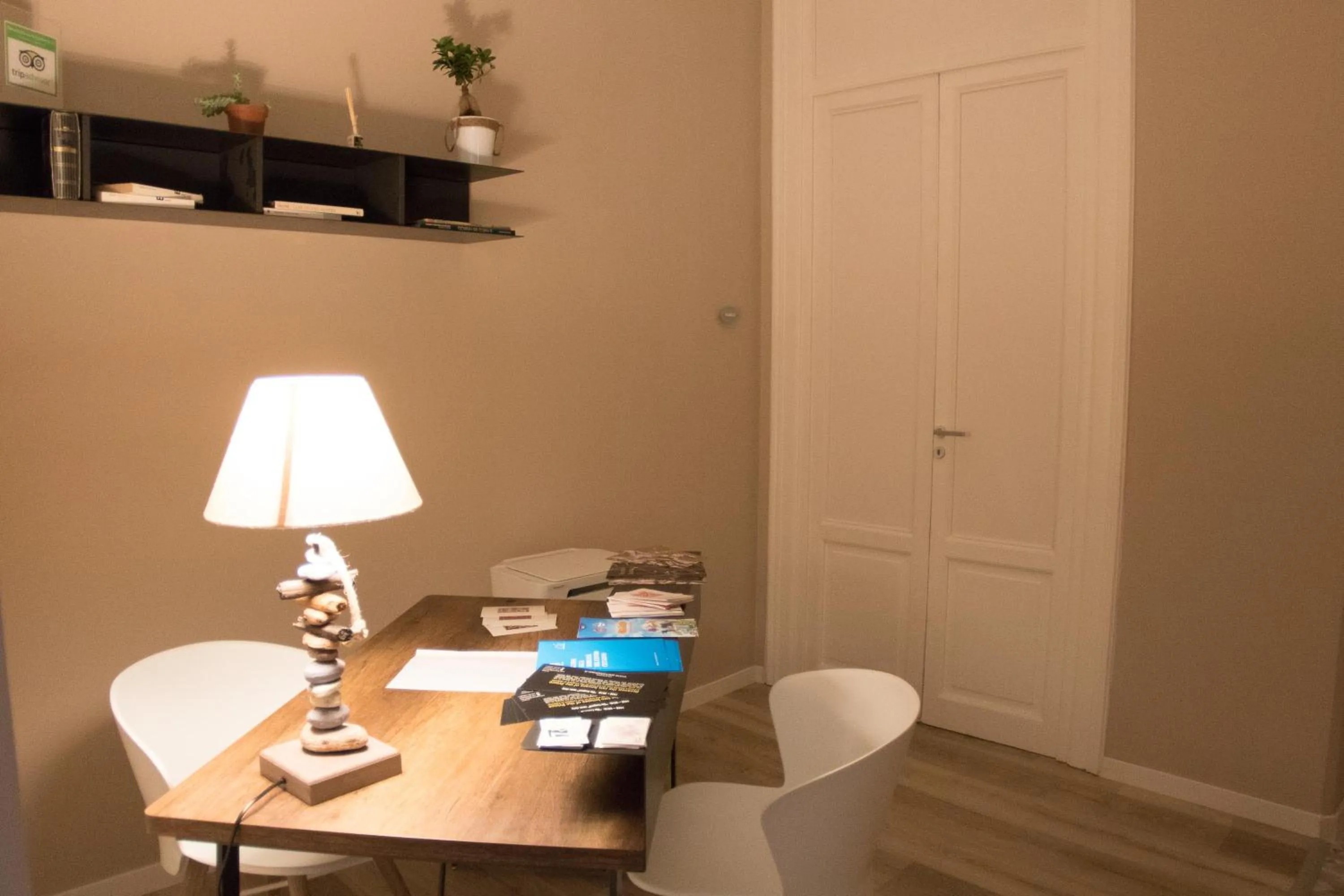 Lobby or reception in Bagnasco 18 suite&terrace