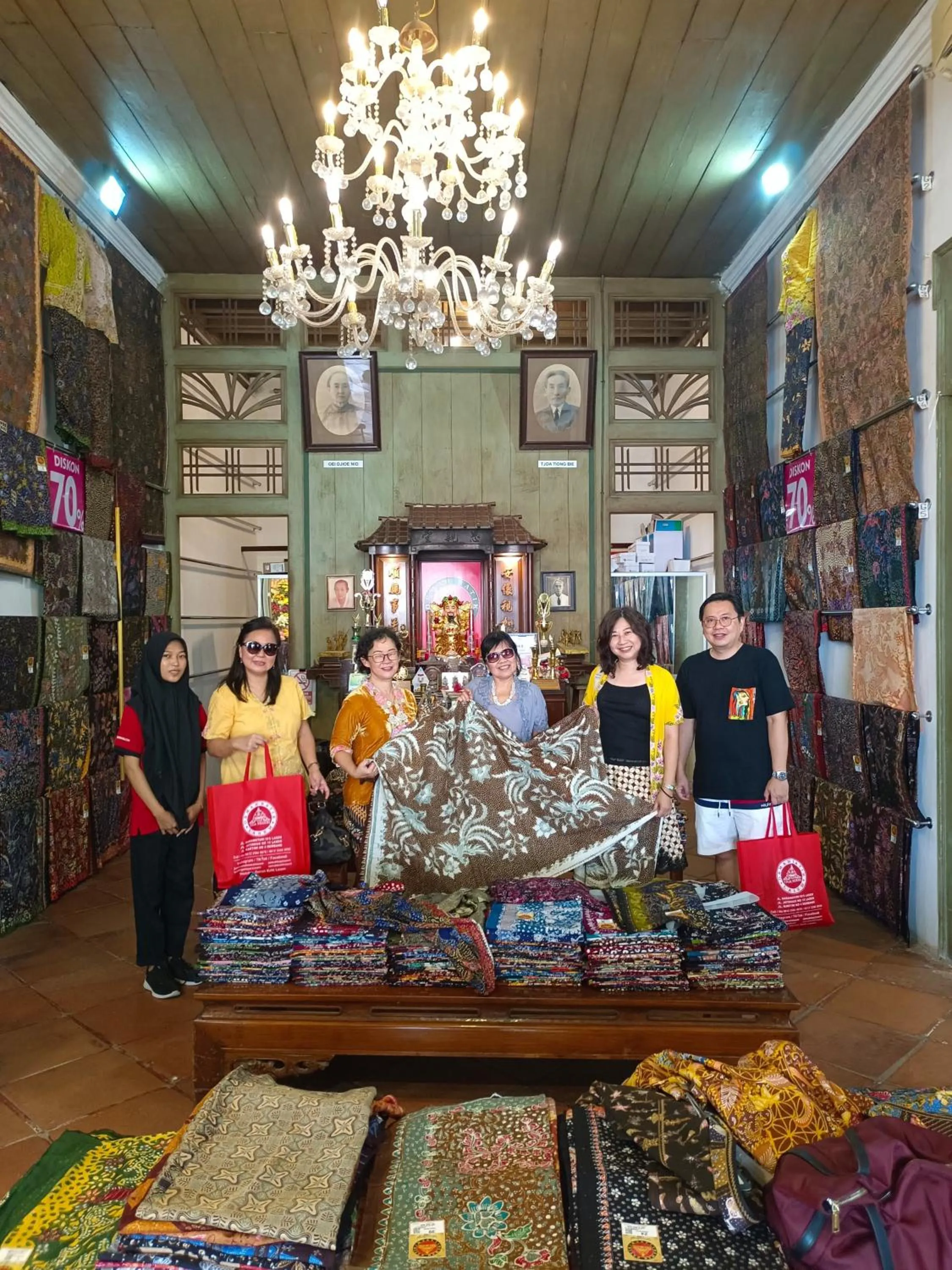 Entertainment in Tiongkok Kecil Heritage Lasem