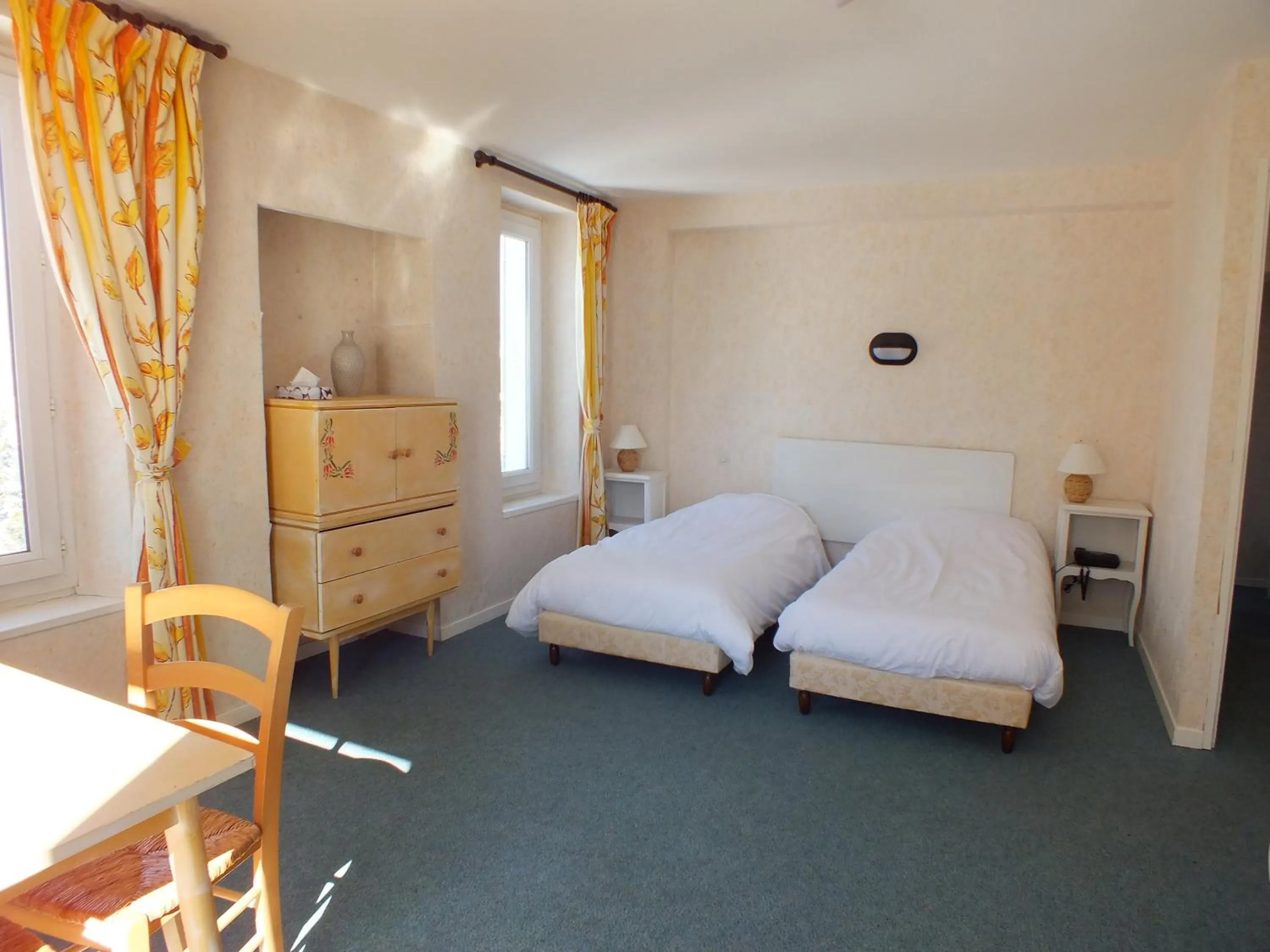 Bed in Hotel La Prairie