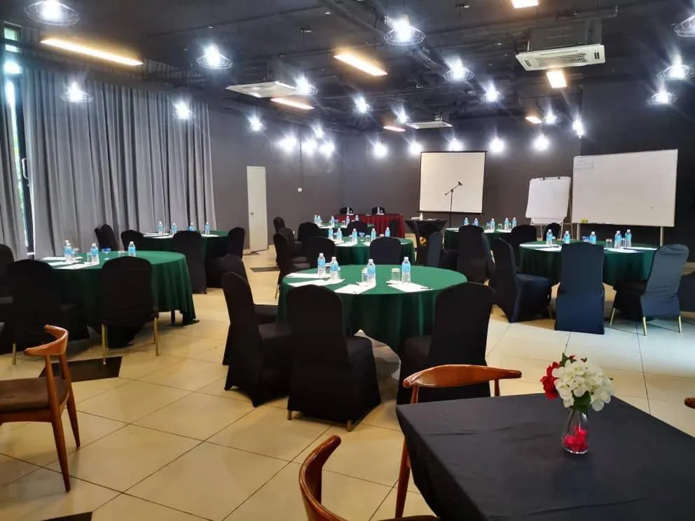 D'Wharf Hotel & Serviced Residence