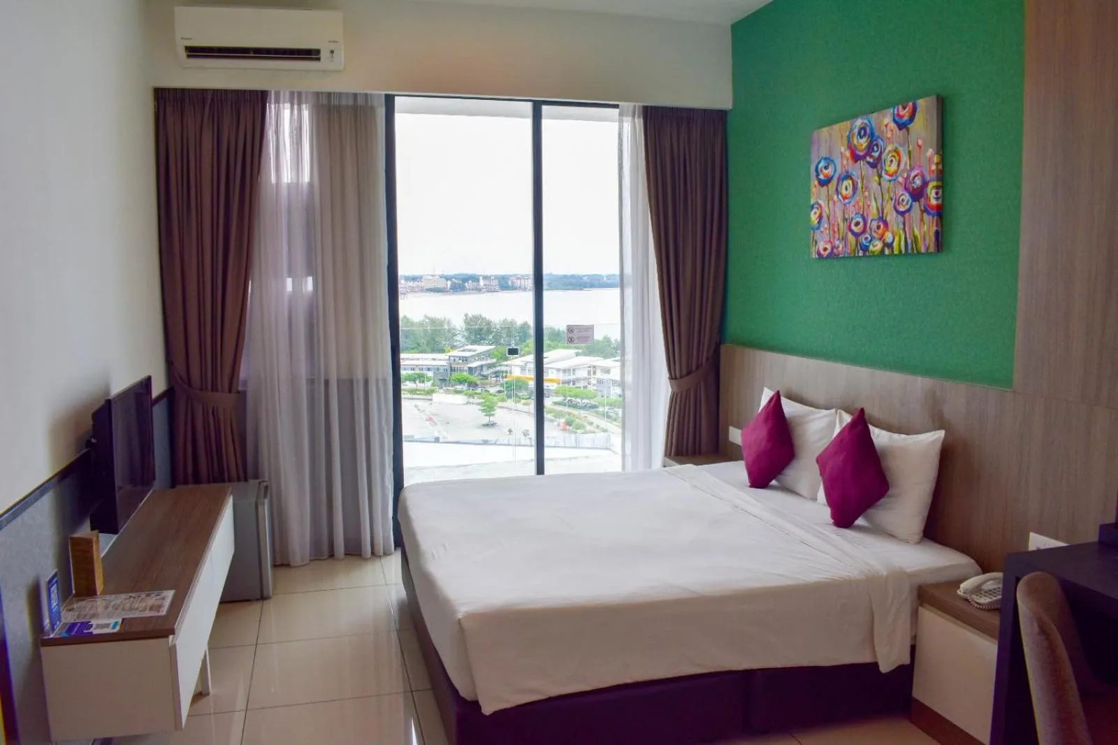 Bed in D'Wharf Hotel & Serviced Residence