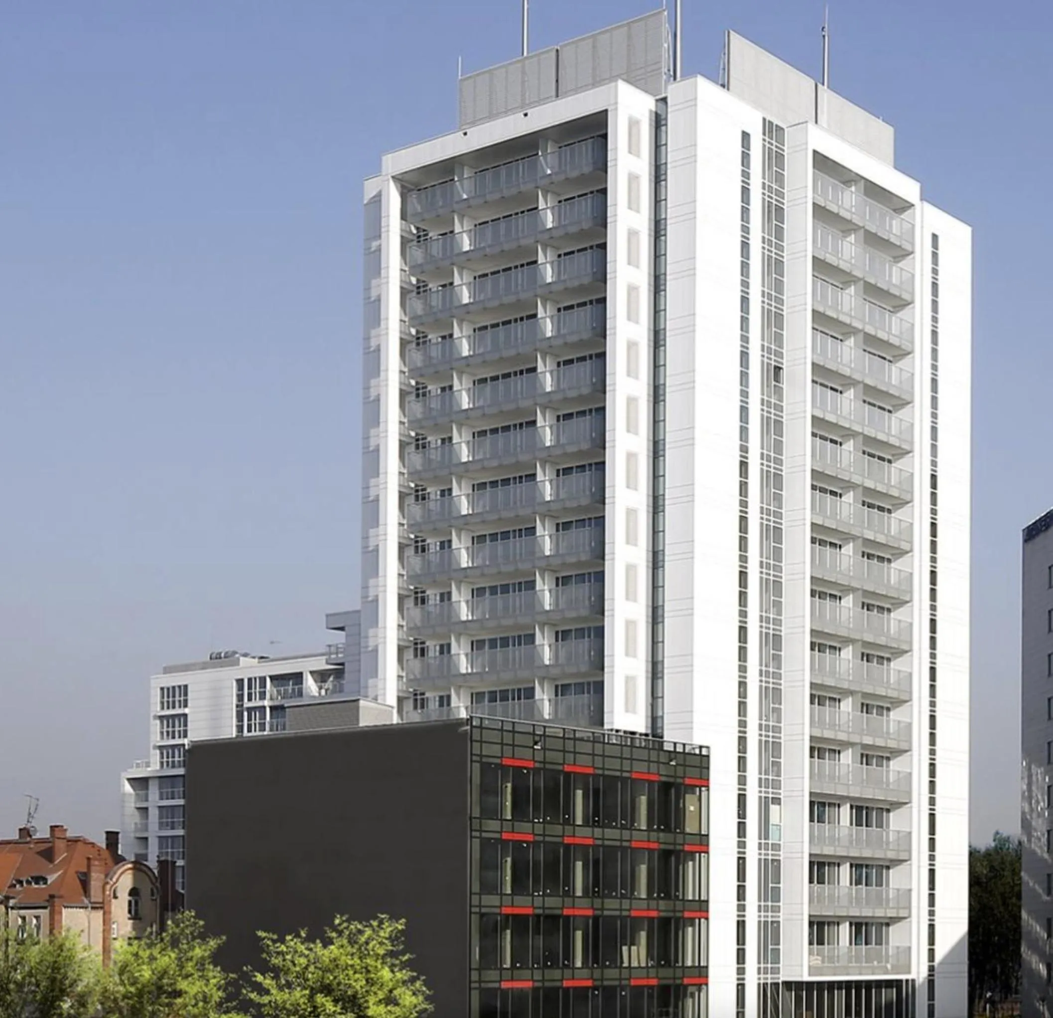 Property building in Poznań Apartments Towarowa