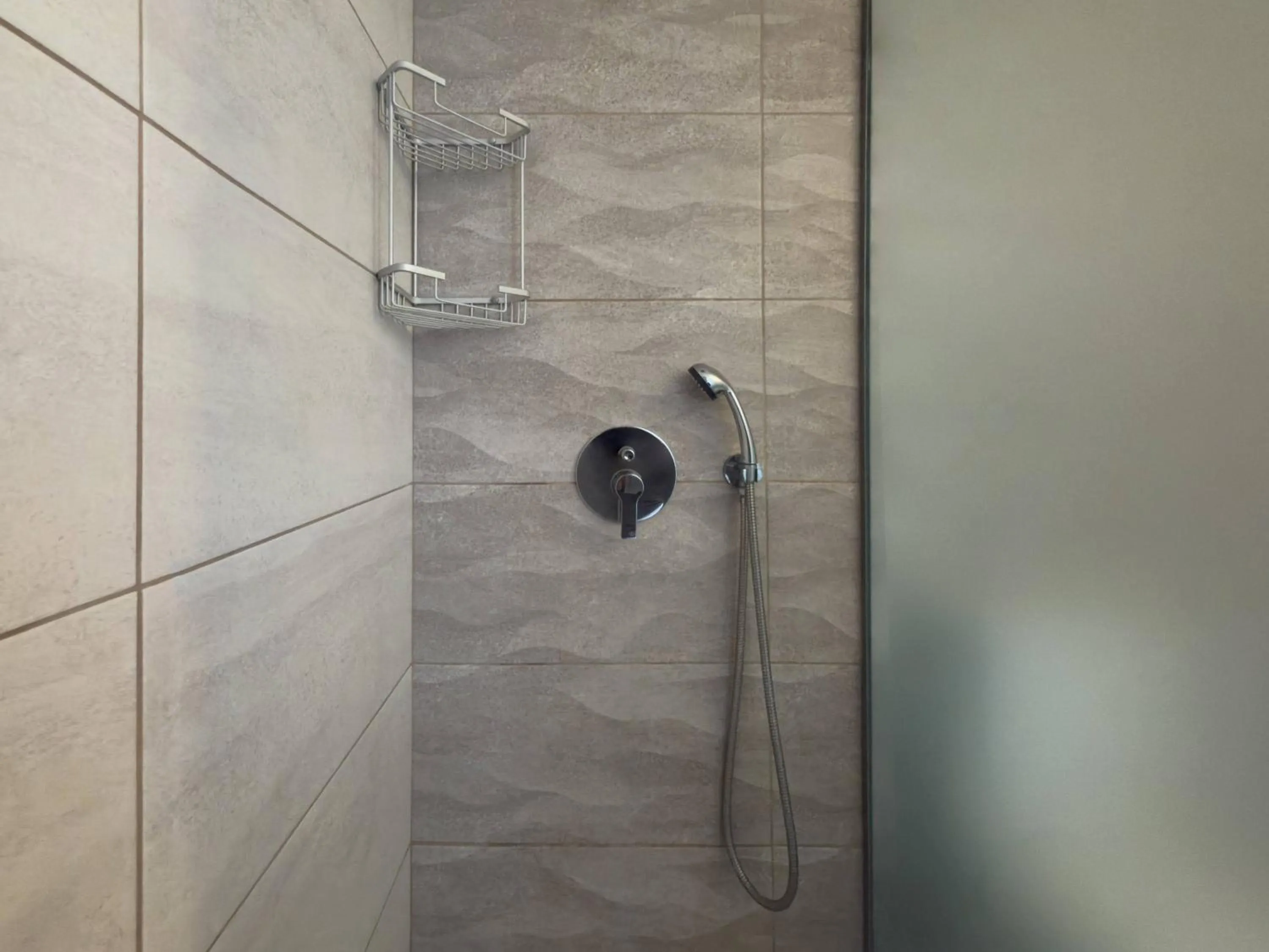 Shower in Mastorakis Hotel and Studios