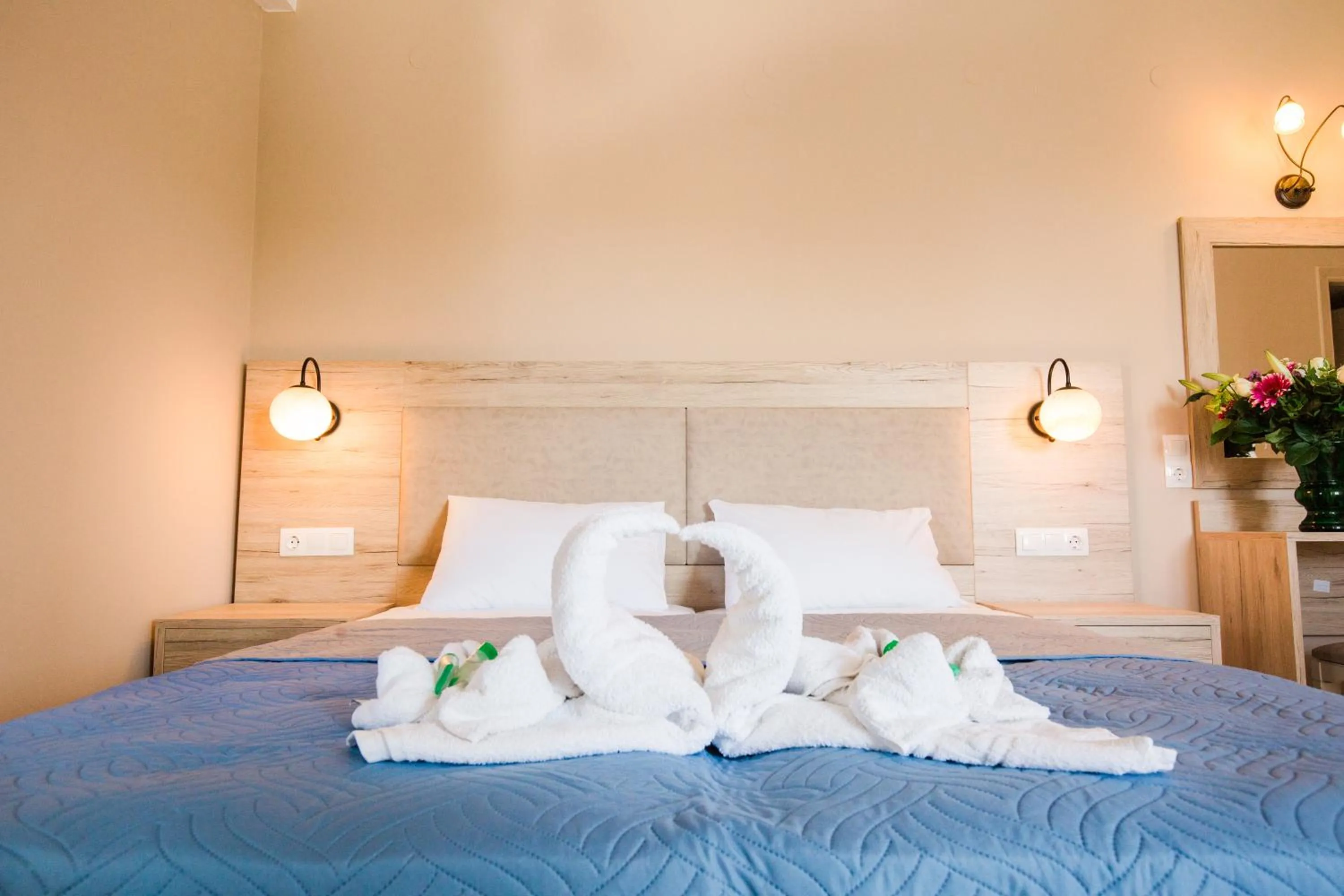 Bedroom, Bed in Mastorakis Hotel and Studios