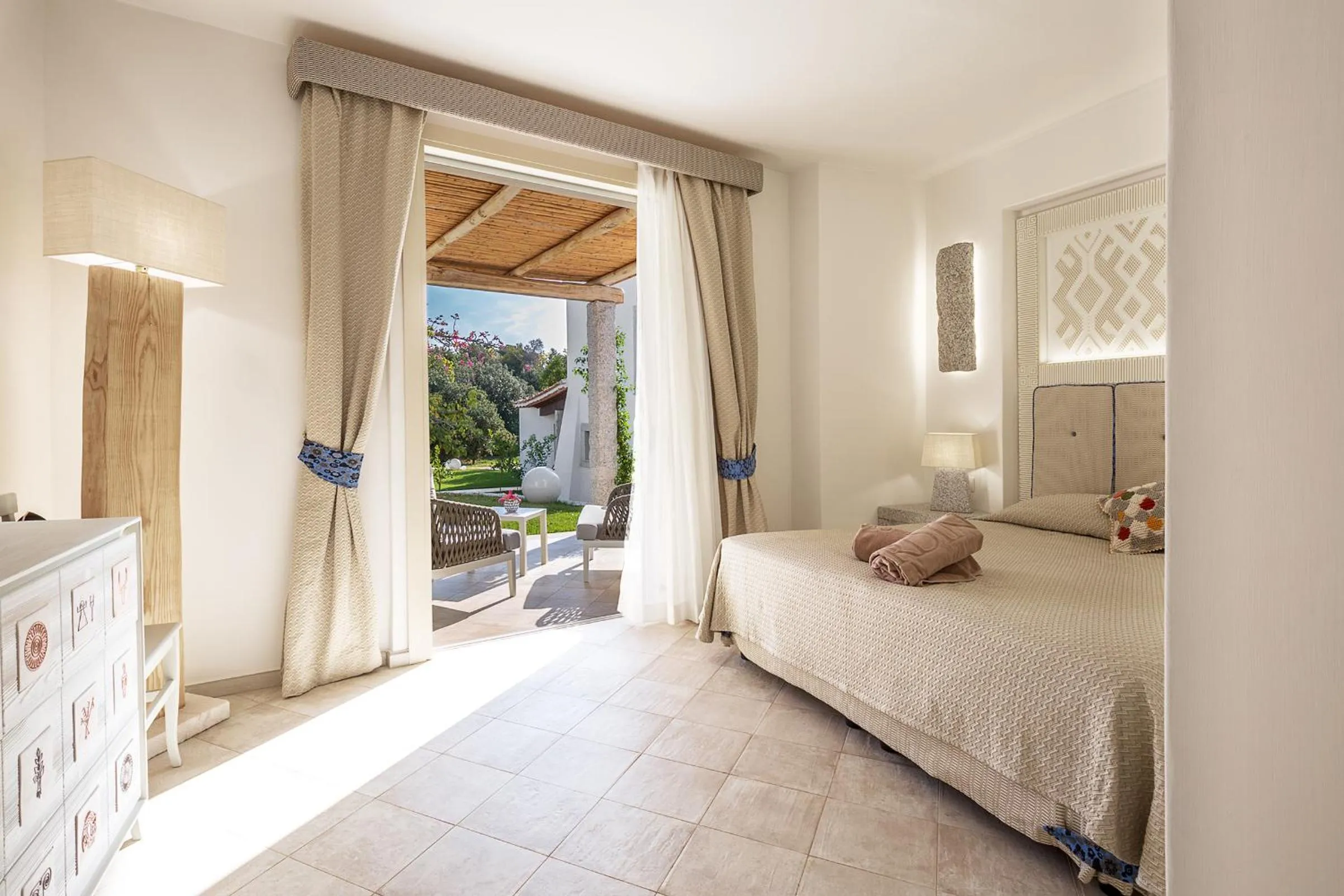 Garden view, Bed in Corte Bianca - Adults Only & SPA - Bovis Hotels