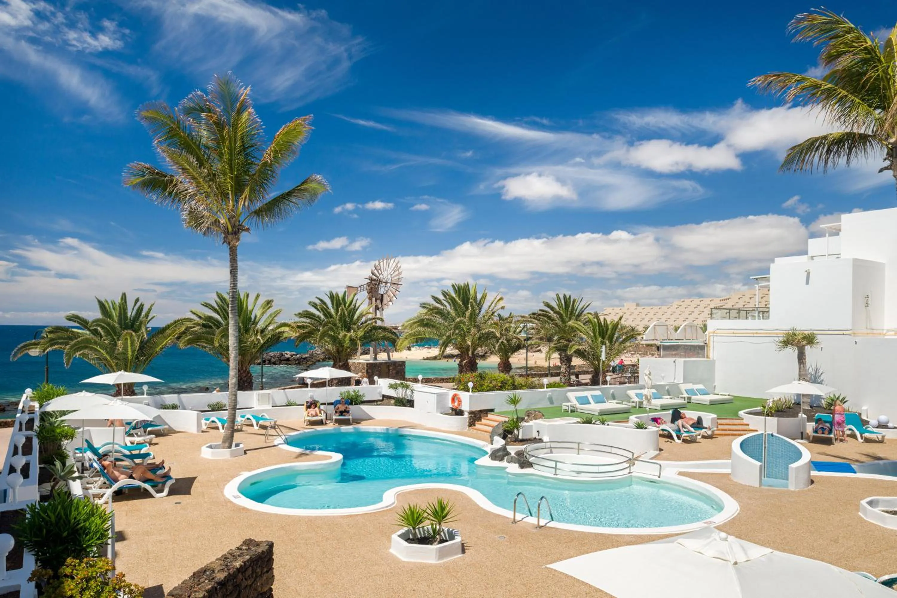 Beach in Neptuno Suites - Adults Only