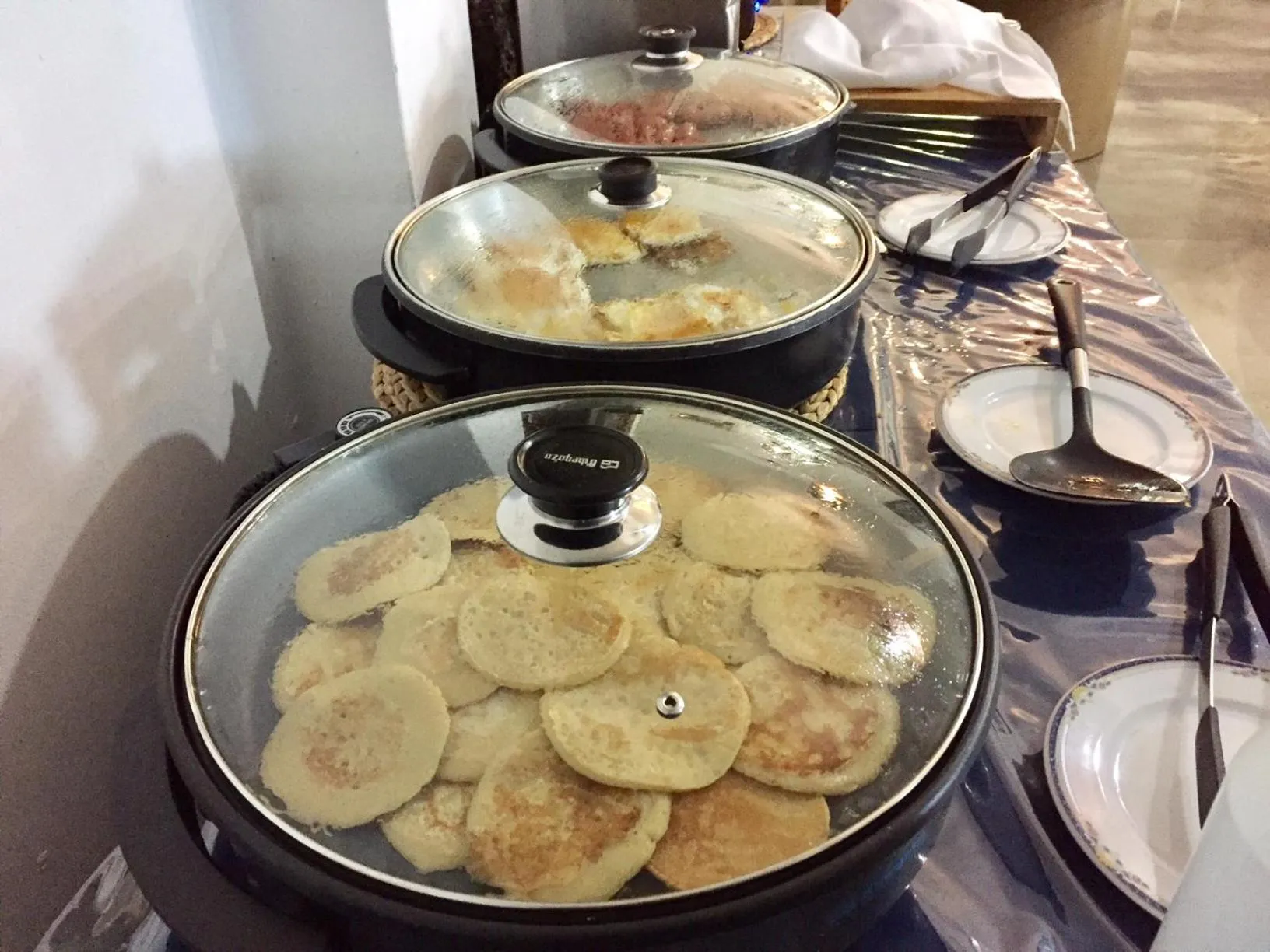 Breakfast in Neptuno Suites - Adults Only