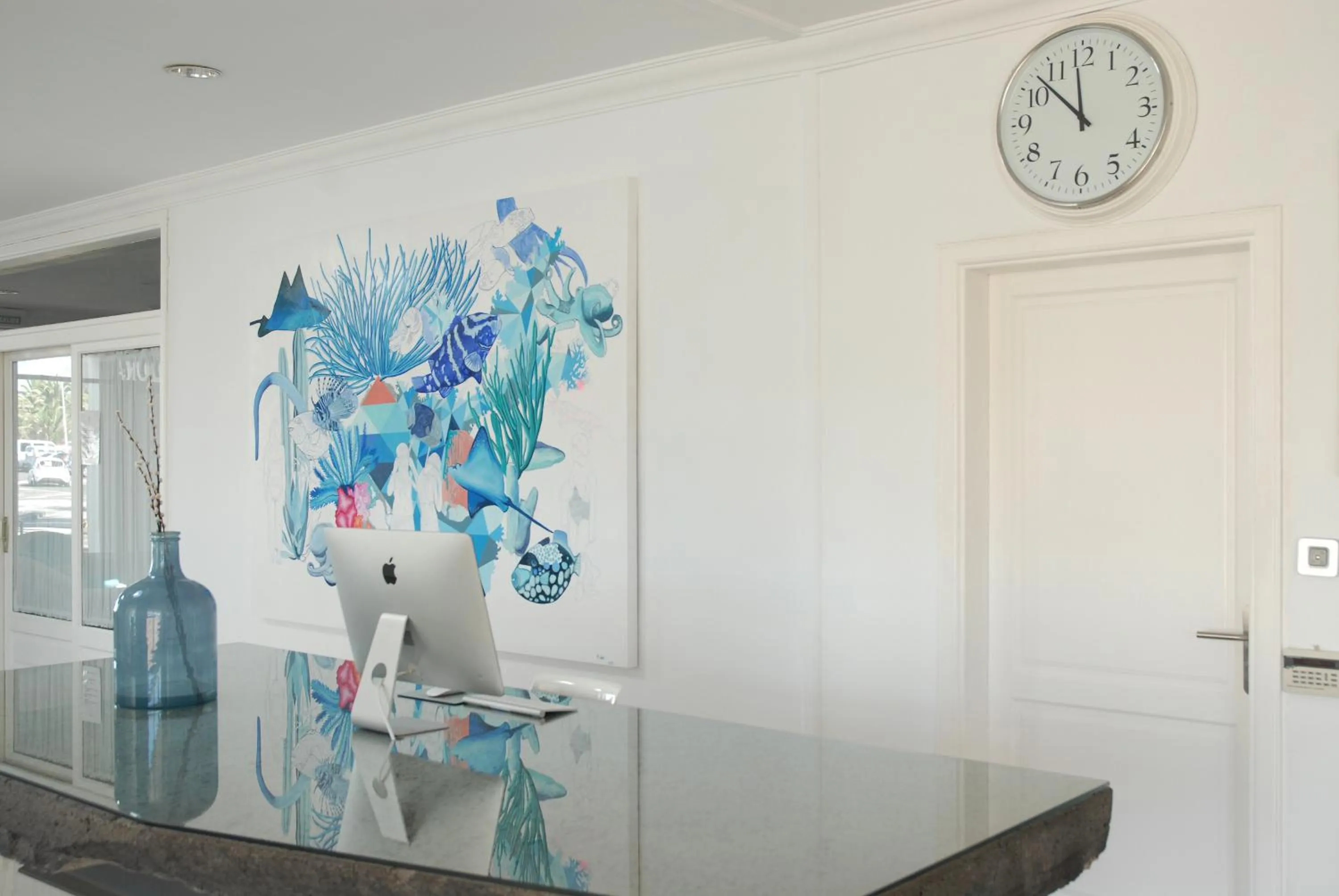 Lobby or reception in Neptuno Suites - Adults Only