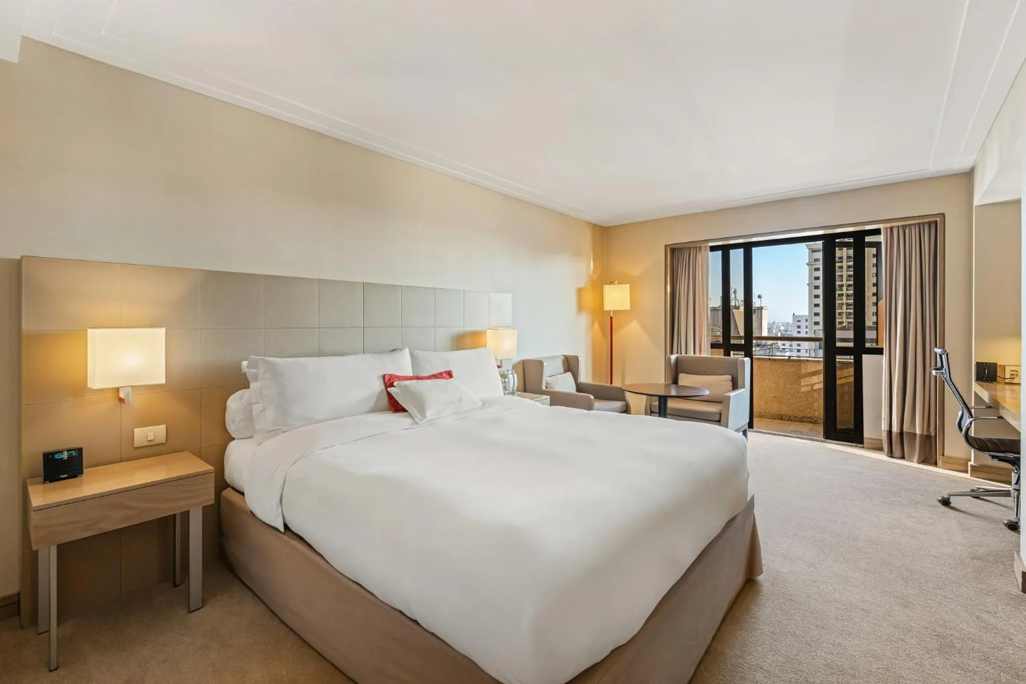 Photo of the whole room, Bed in InterContinental São Paulo by IHG