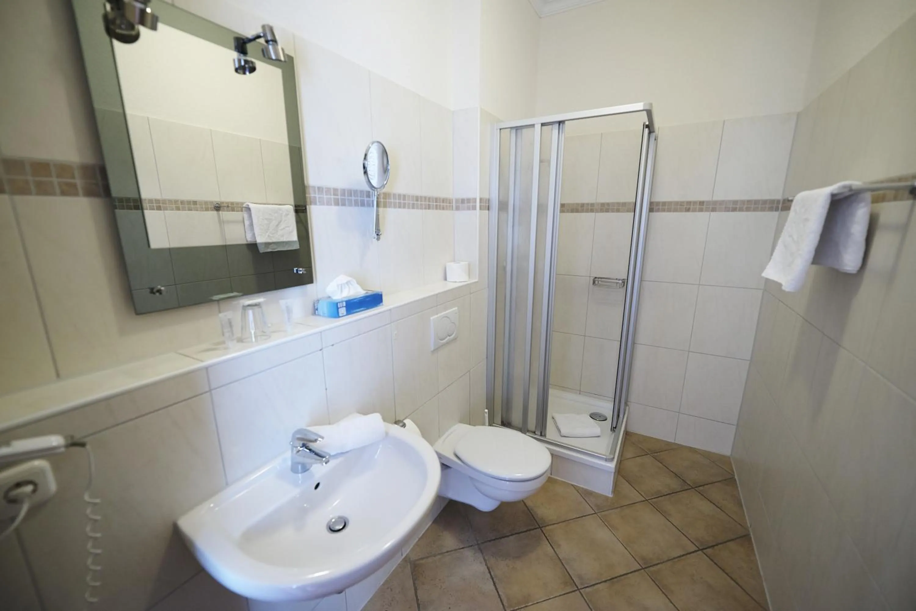 Shower in Hotel Wurster Kroog