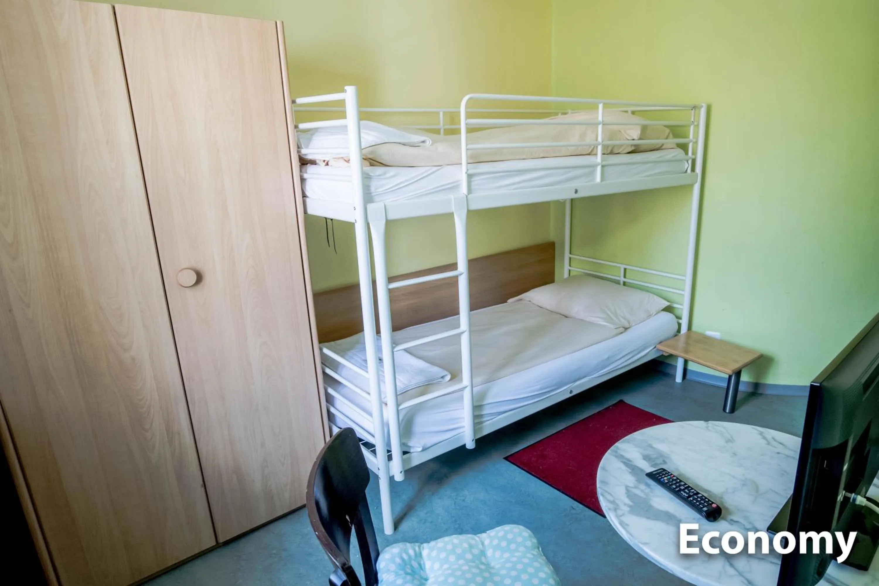 Bed in Hotel & Backpackers Zak Schaffhausen