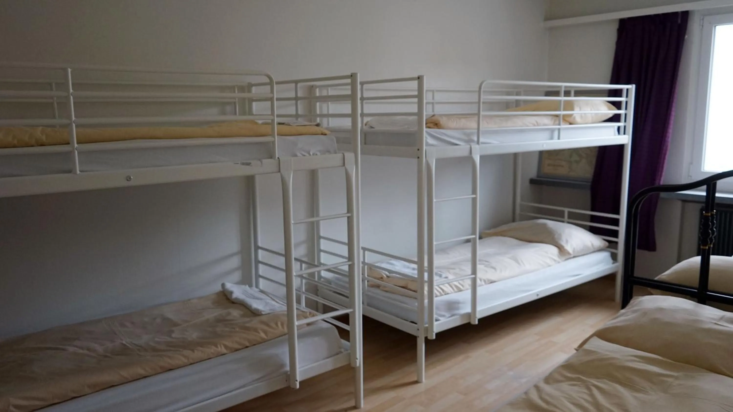 Bed in Hotel & Backpackers Zak Schaffhausen