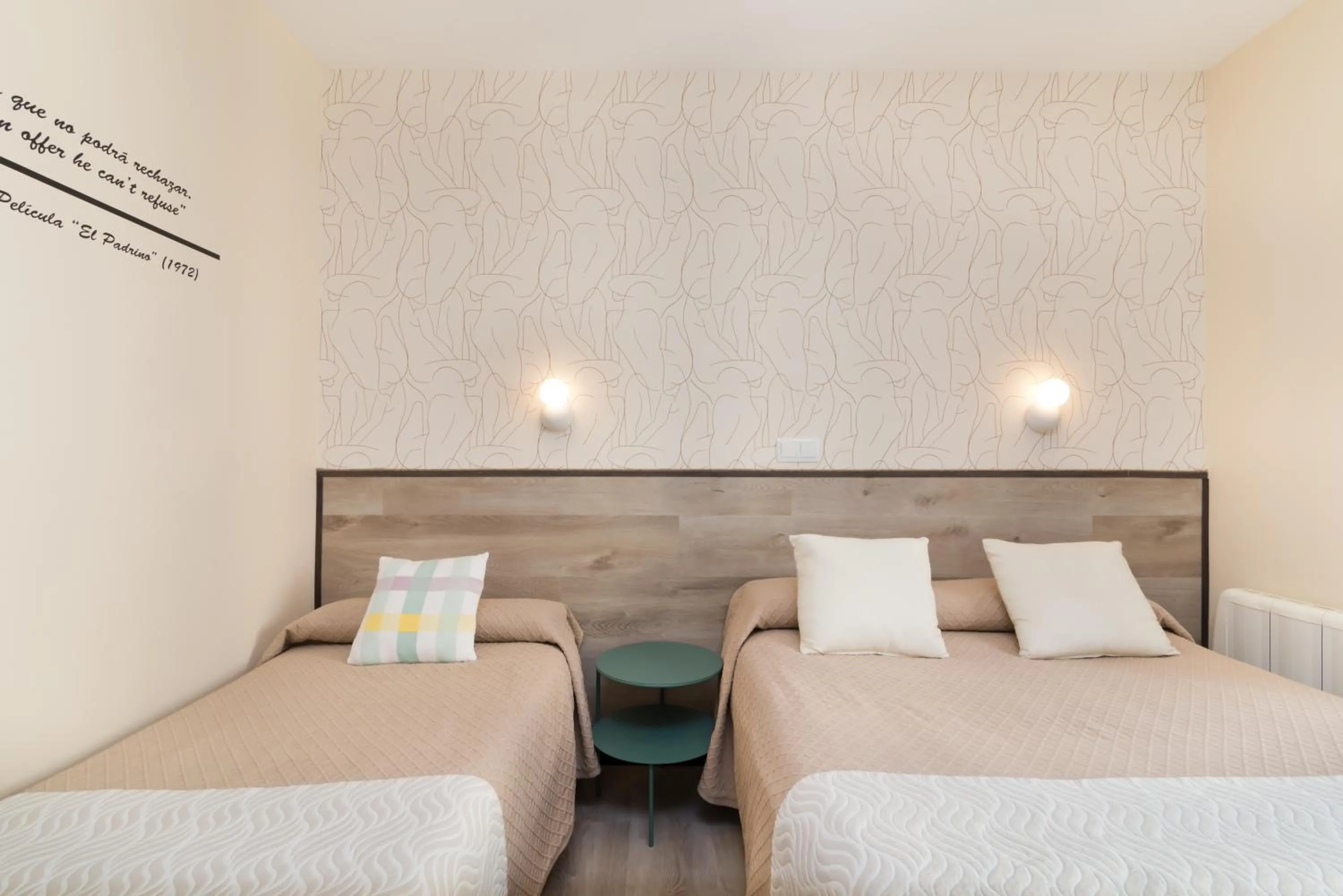 Photo of the whole room, Bed in Hostal Art Madrid