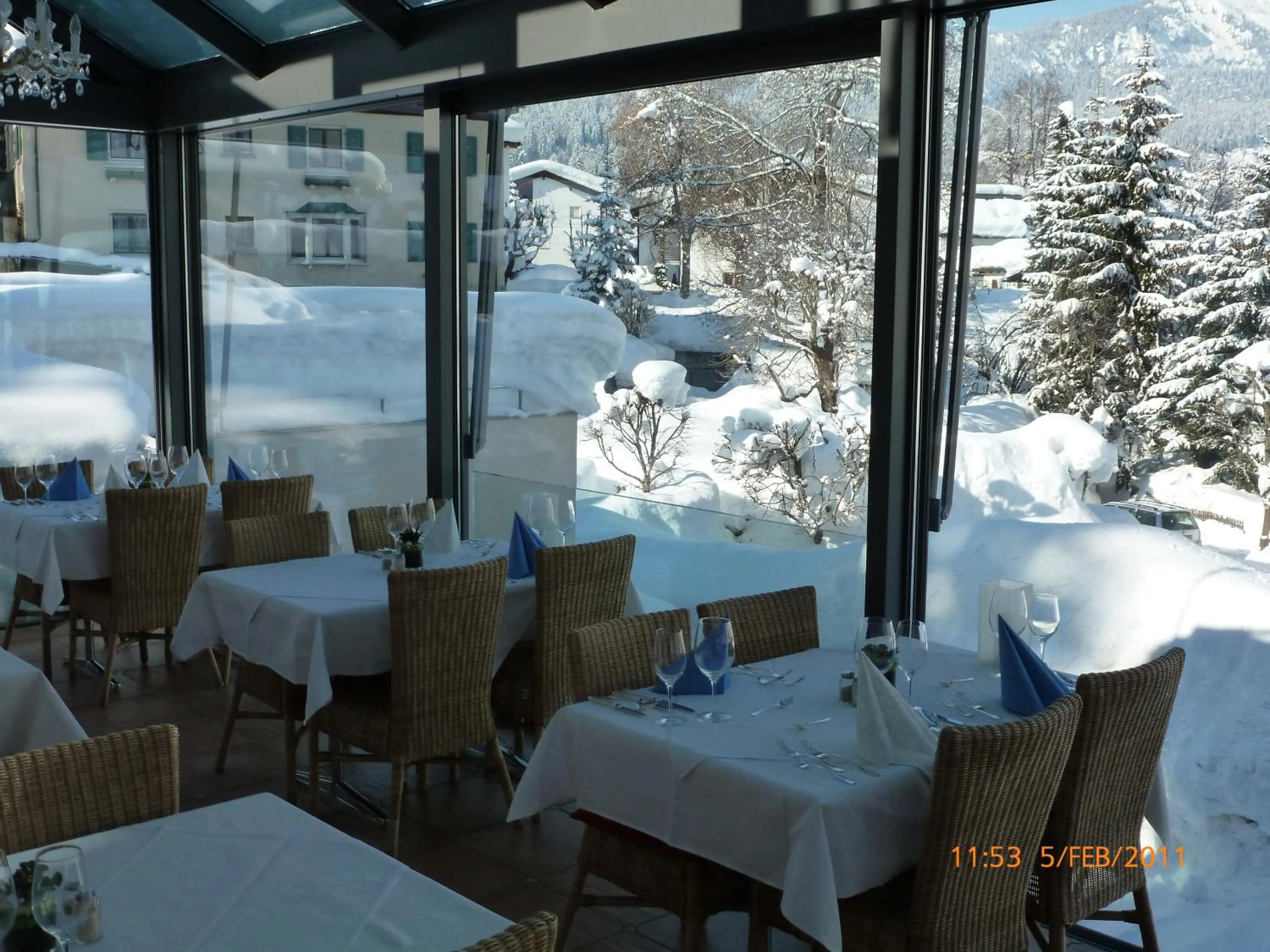 Restaurant/places to eat in Hotel Cresta