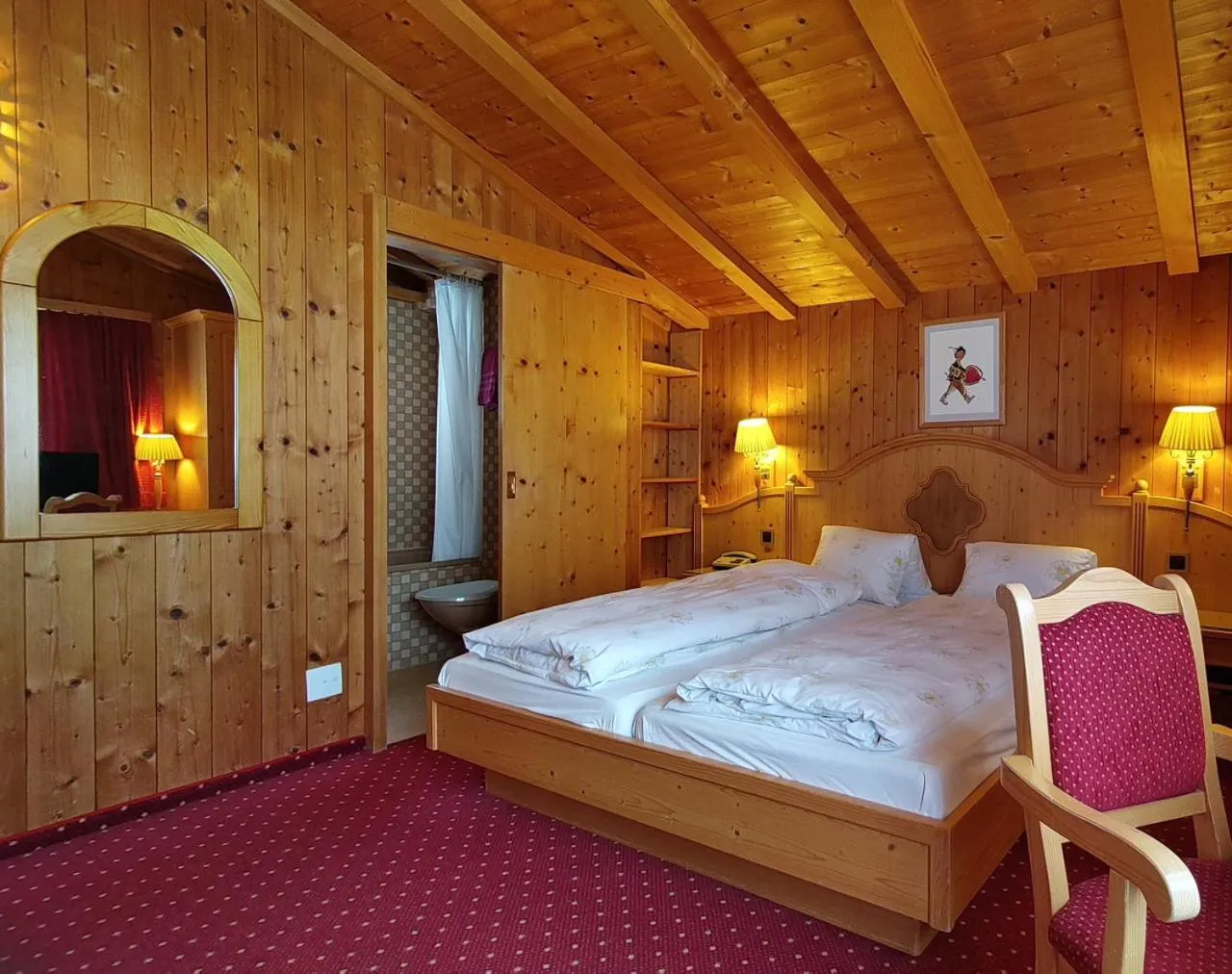 Bathroom, Bed in Hotel Cresta