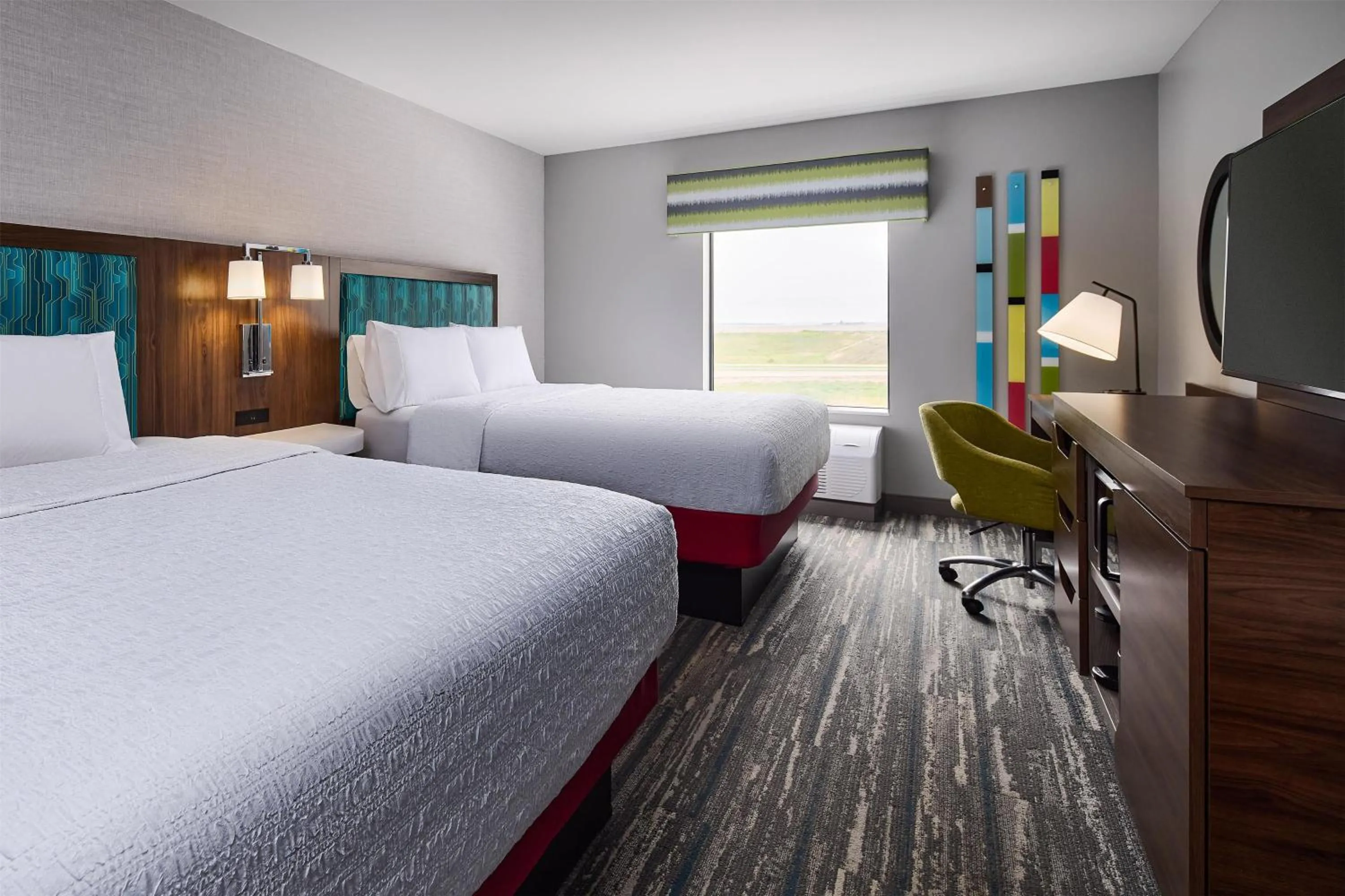 Bedroom, Bed in Hampton Inn Colby