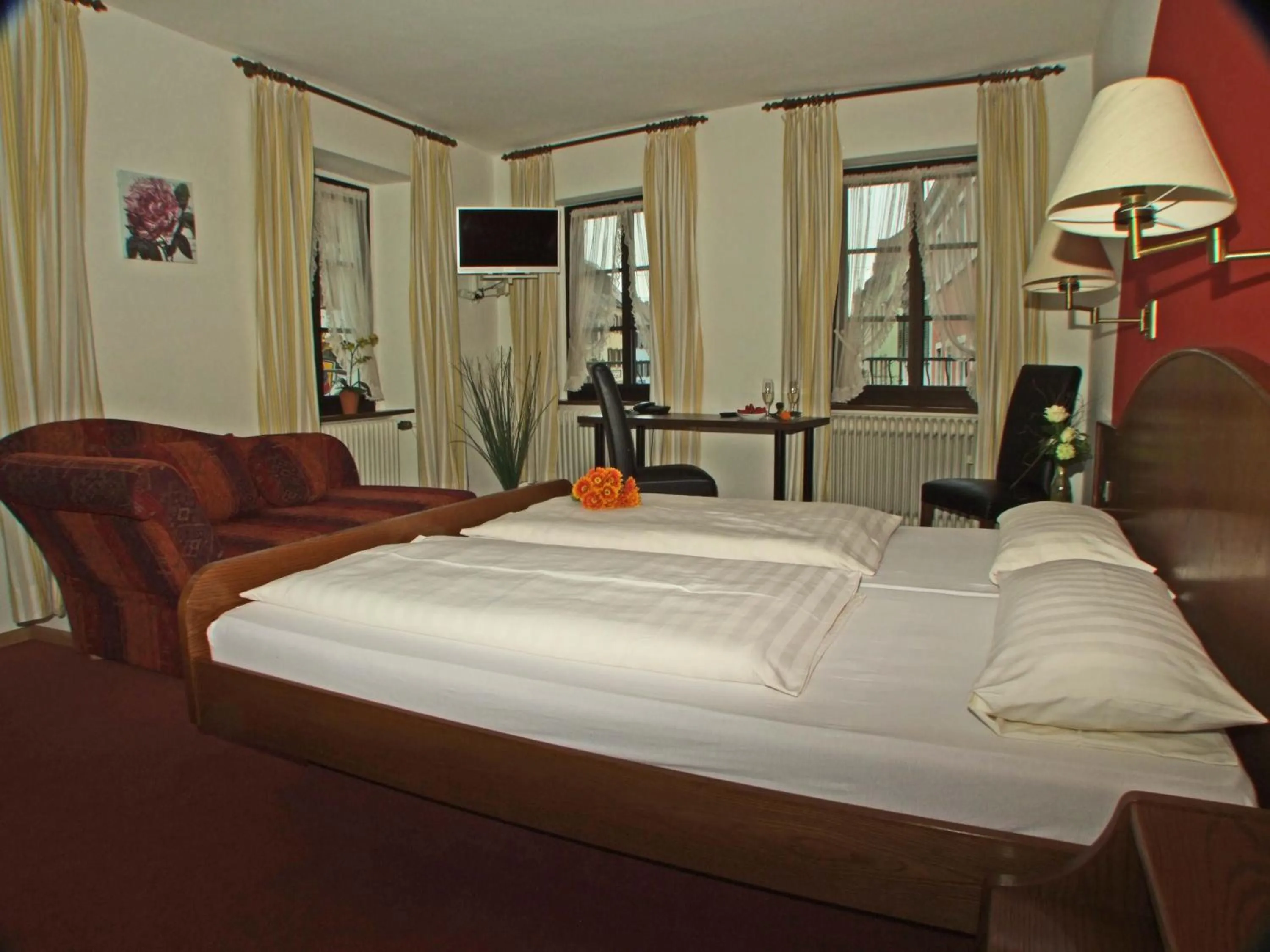 Photo of the whole room in Hotel Beller