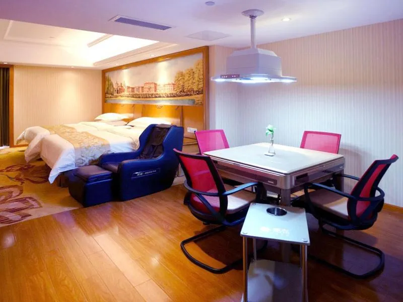 Bed in Vienna Hotel Shanghai Meilan Lake Metro Station