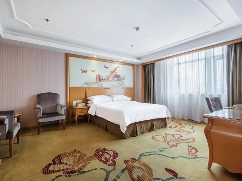 Bed in Vienna Hotel Hunan Hengyang Railway Station