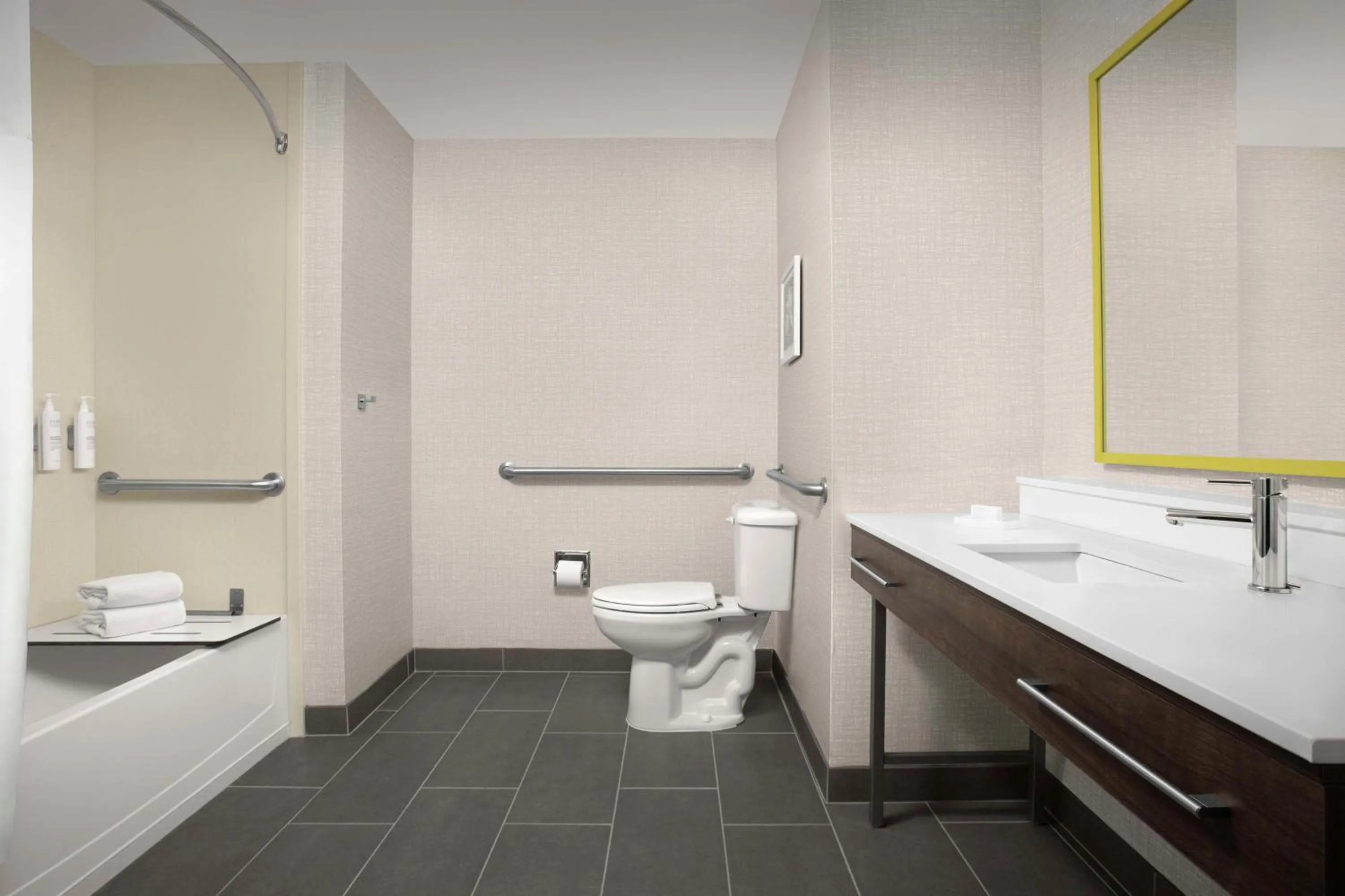 Bathroom in Hampton Inn Dandridge