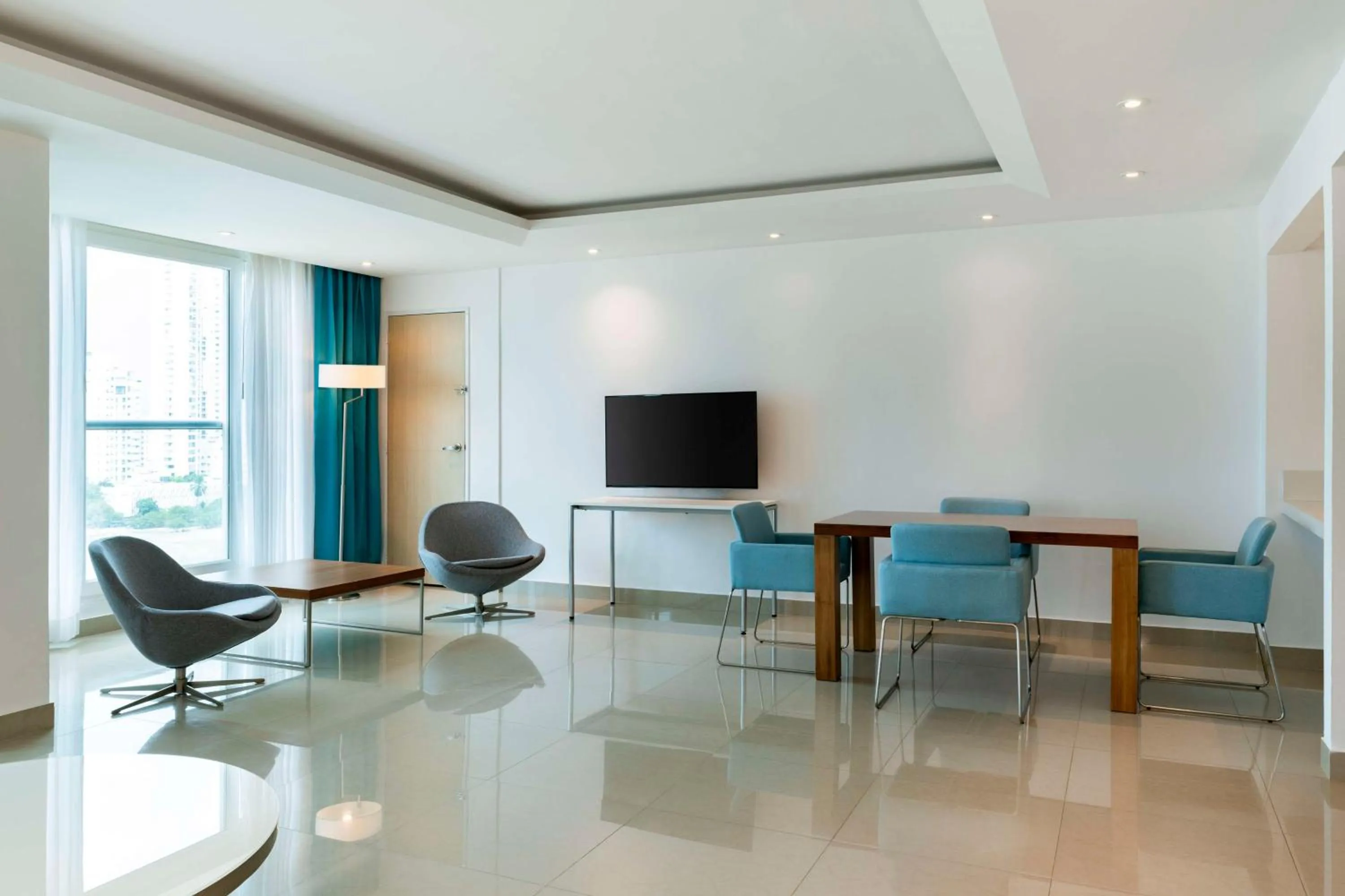 Living room in Hilton Cartagena