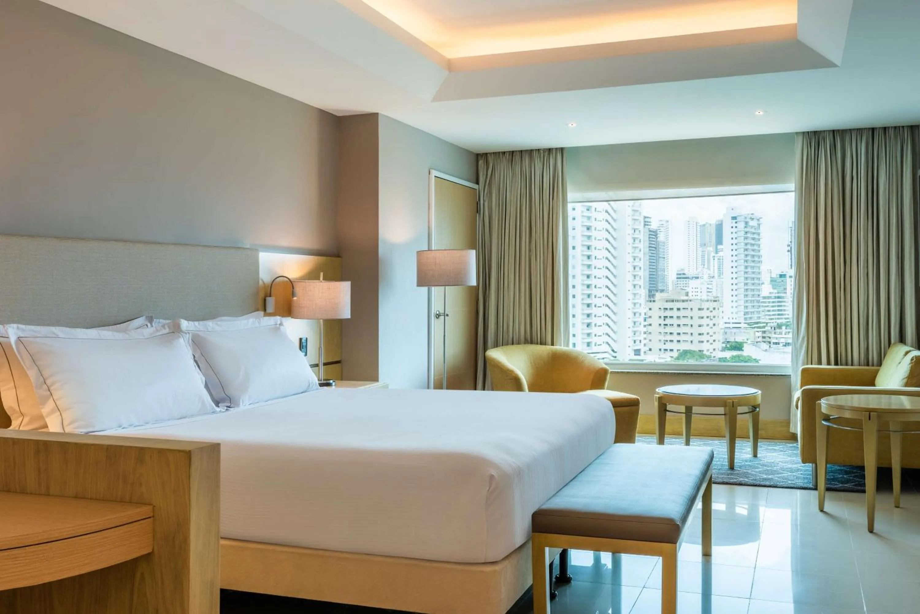 Bed in Hilton Cartagena