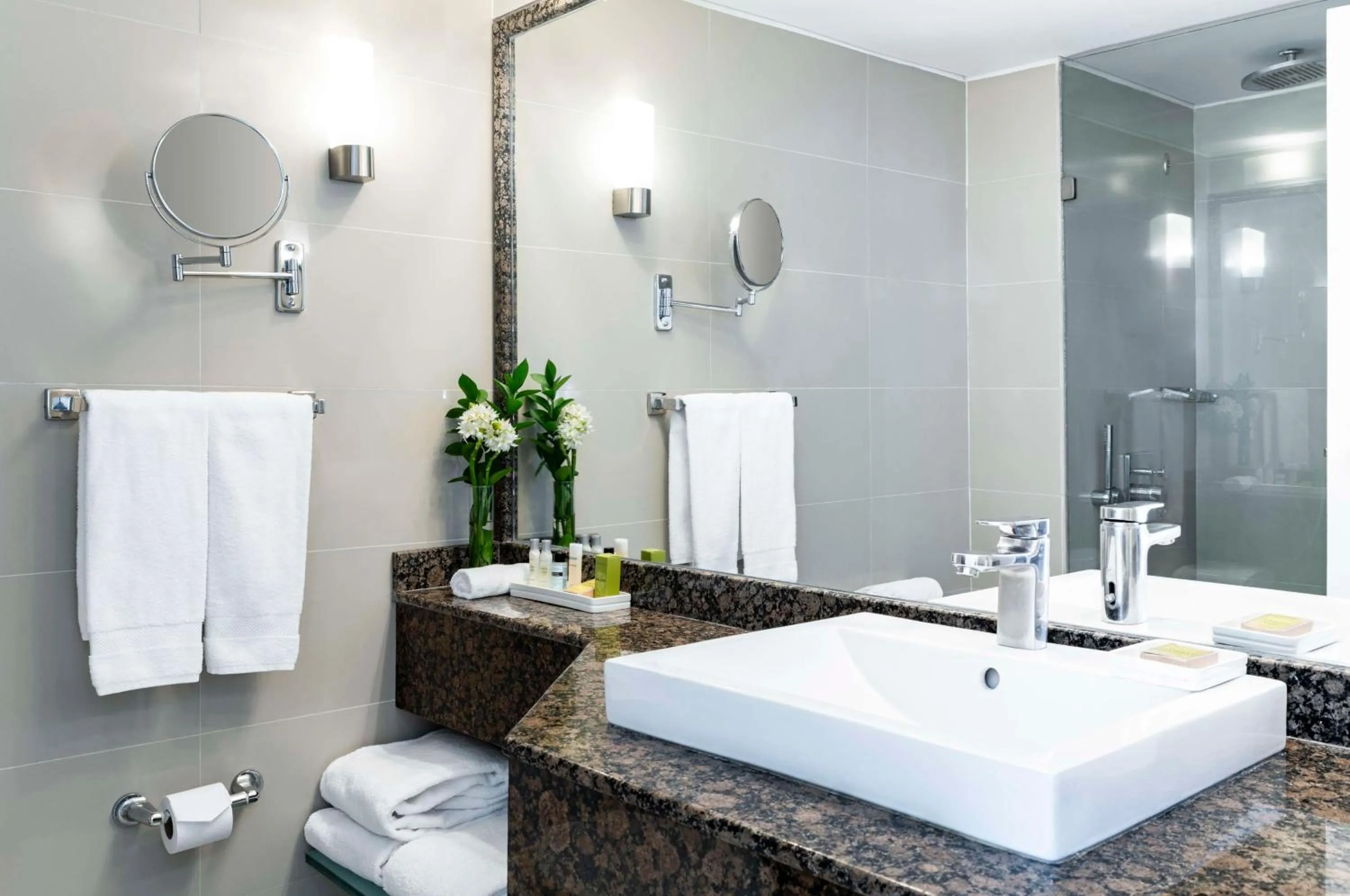 Bathroom in Hilton Cartagena