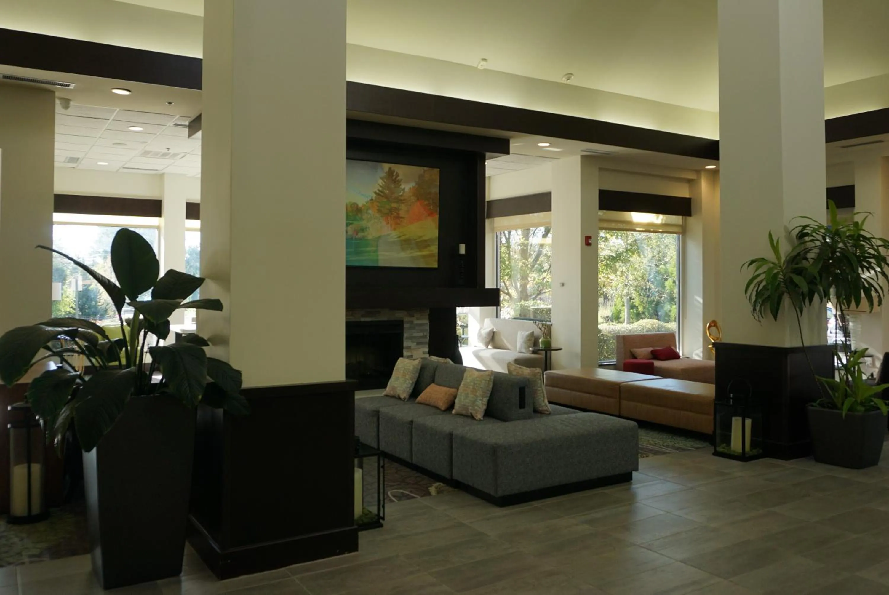 Seating area in Hilton Garden Inn Atlanta/Peachtree City