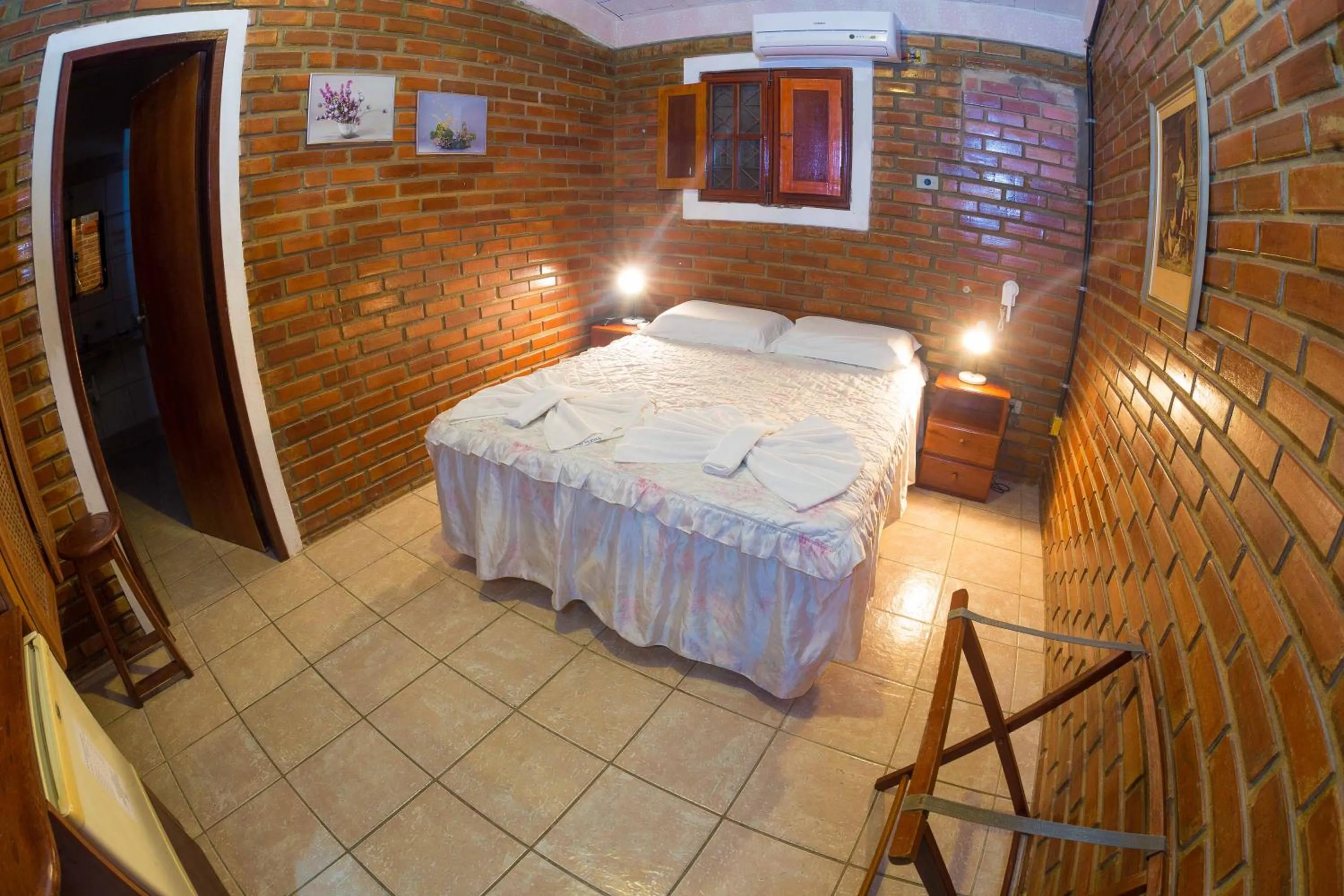 Photo of the whole room in Real Pousada