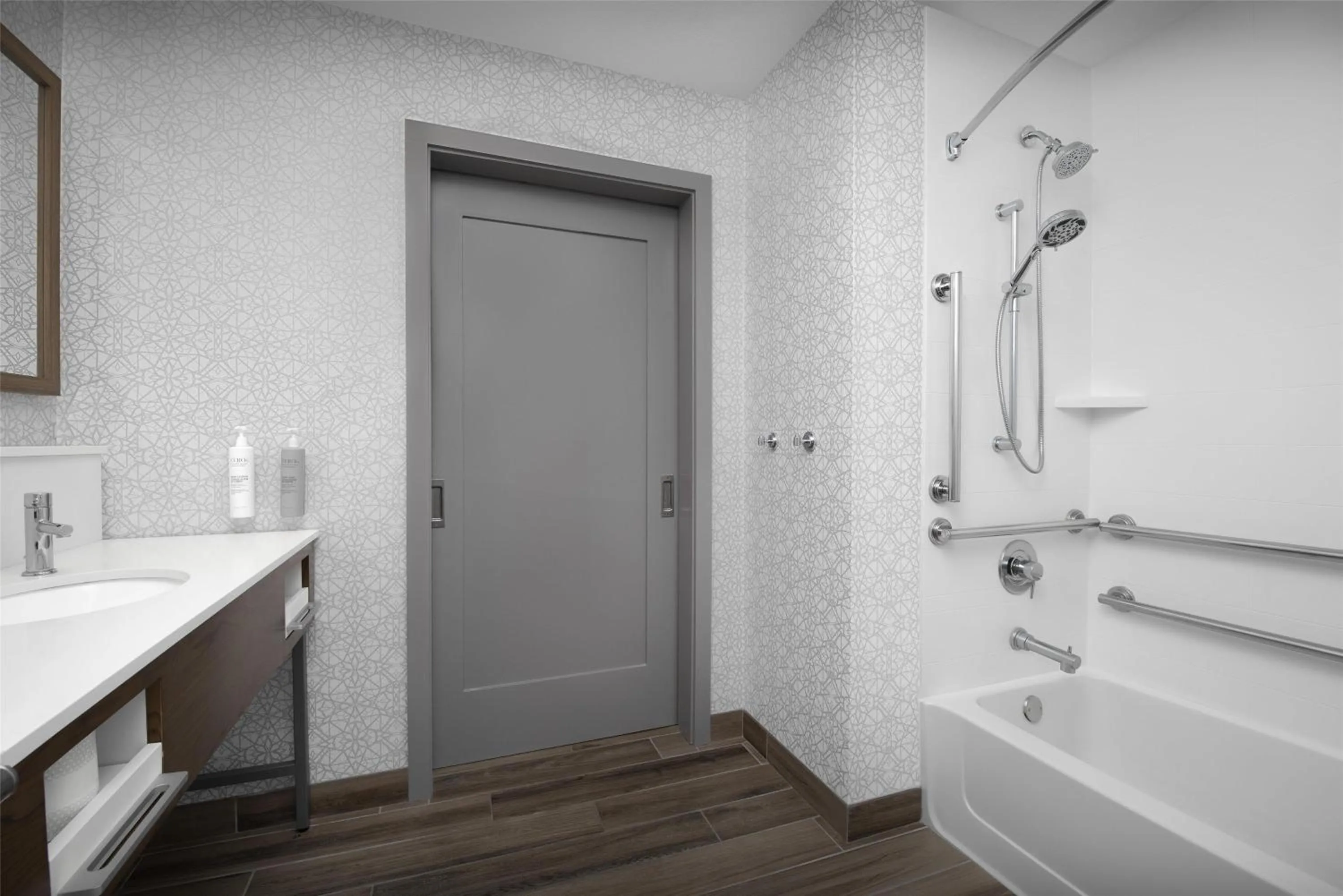 Bathroom in Hampton Inn & Suites Laurel