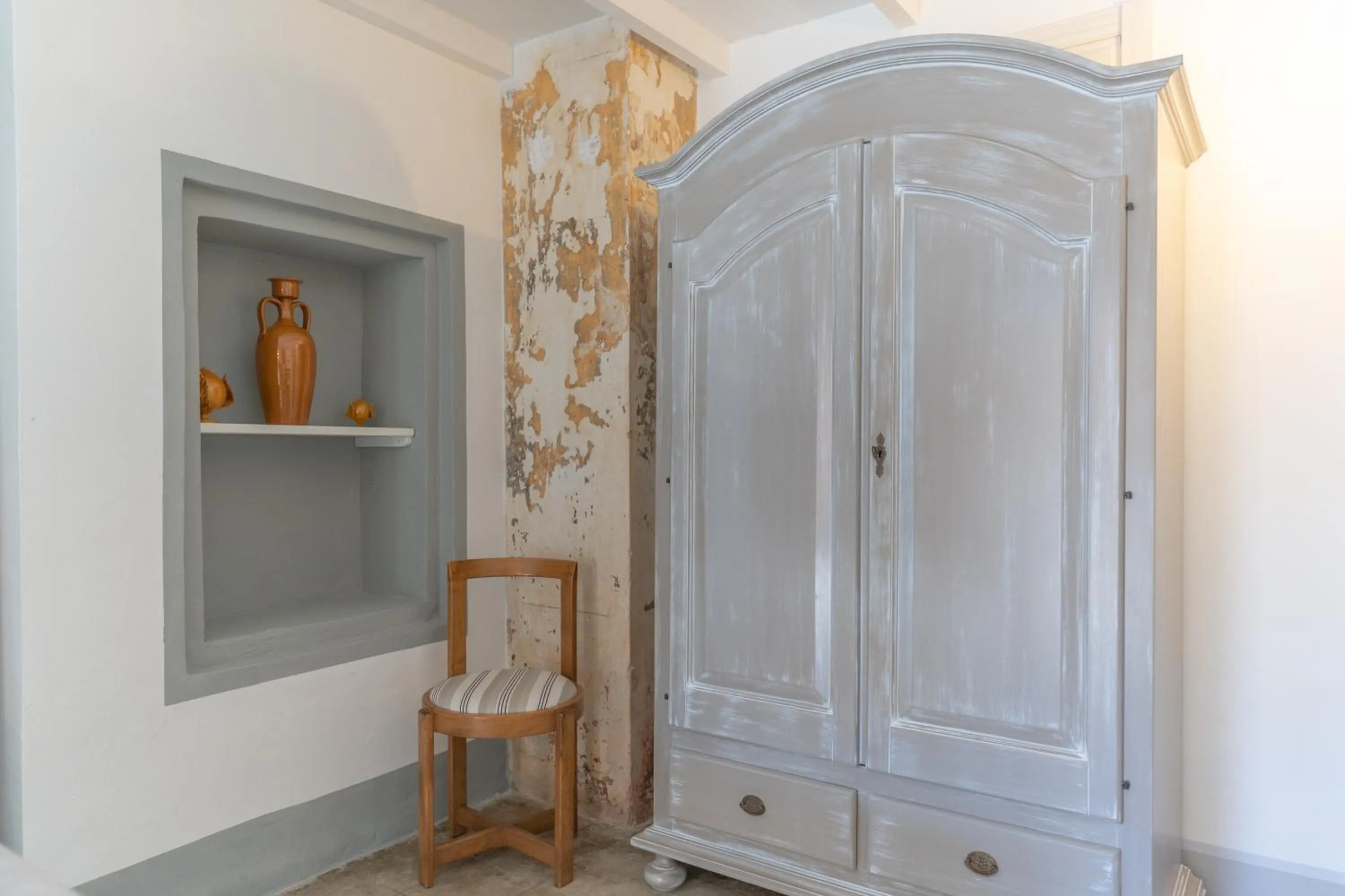 wardrobe in Casina Bellanova